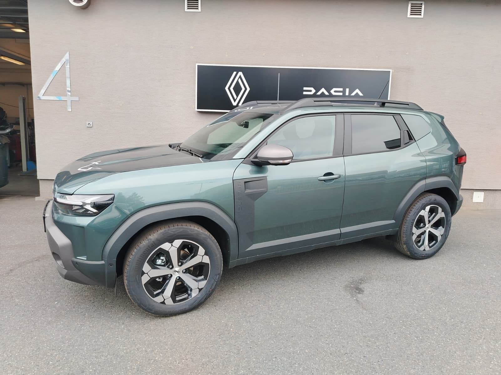 Dacia Duster, Journey Hybrid-G 150 4x4 (auto - fotka 2