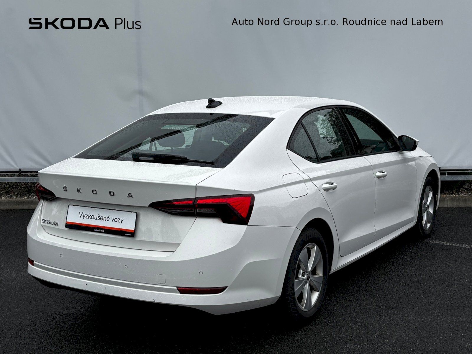 Škoda Octavia, 2.0 TDI 85kW DSG Active - fotka 2