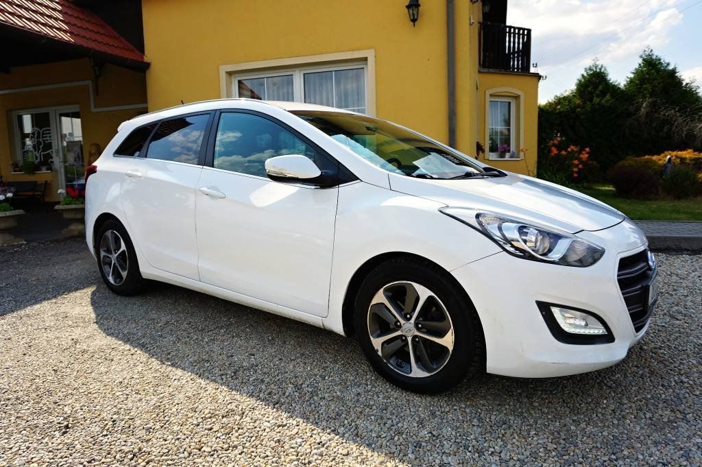 Hyundai i30, CZECH GO! 1,6 GDI 99 kW - fotka 2
