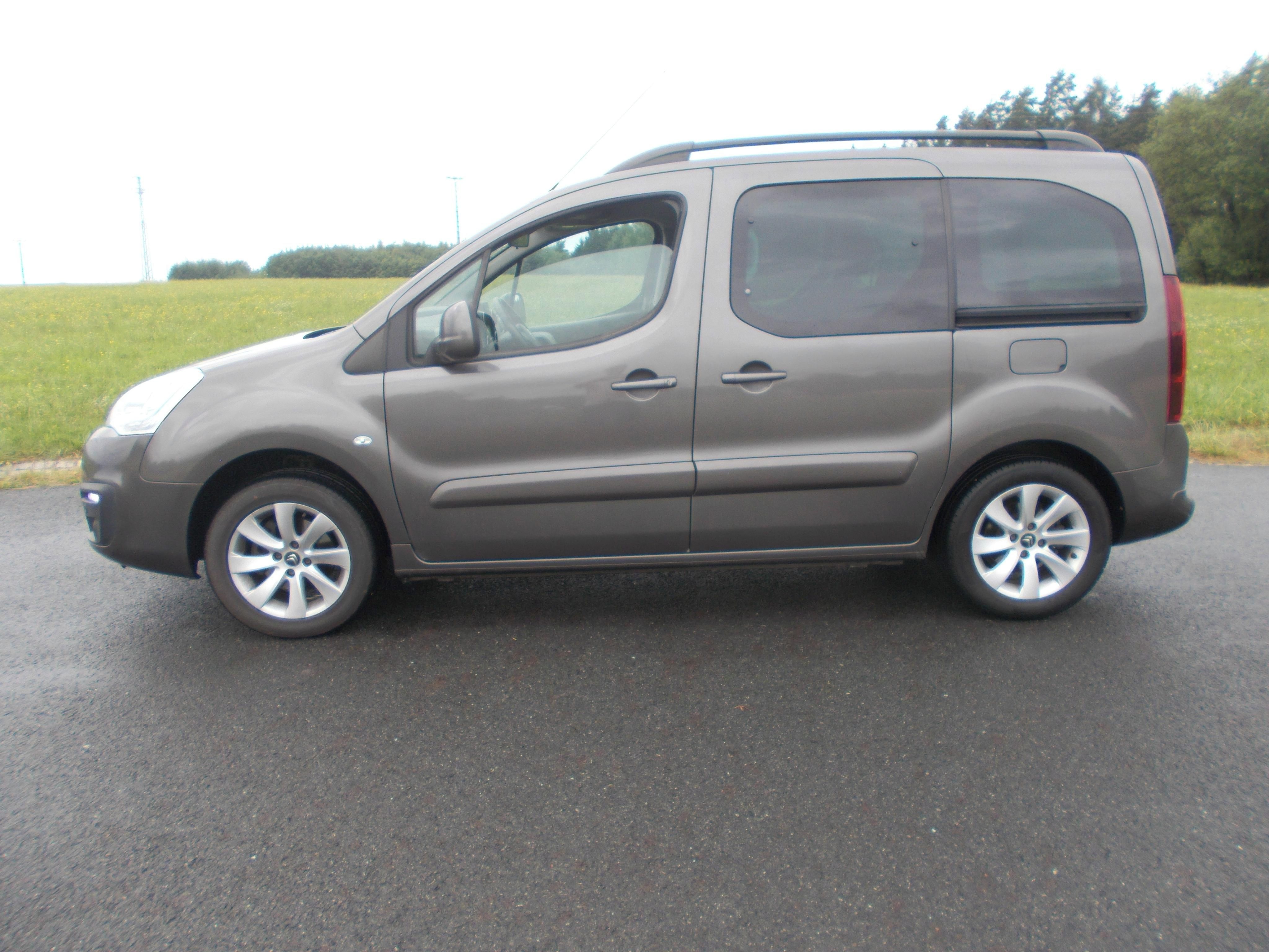 Citroën Berlingo, 1,6 88KW 1 MAJ 96 000KM - fotka 2