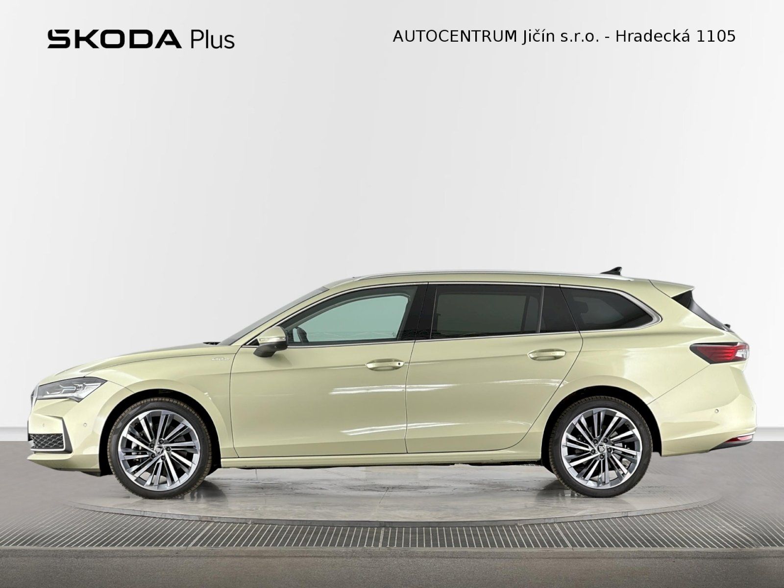 Škoda Superb, Combi DSG 2.0TDI 142kW 4x4 L&K - fotka 3