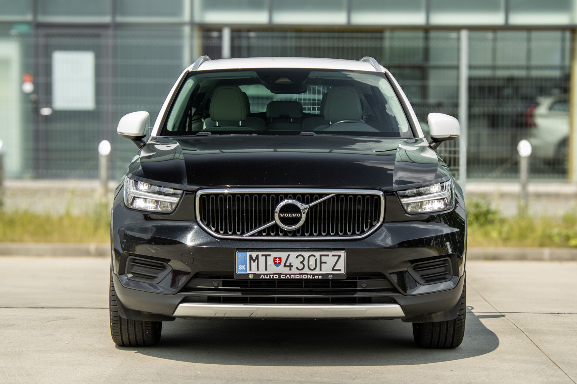 Volvo XC40 - fotka 2