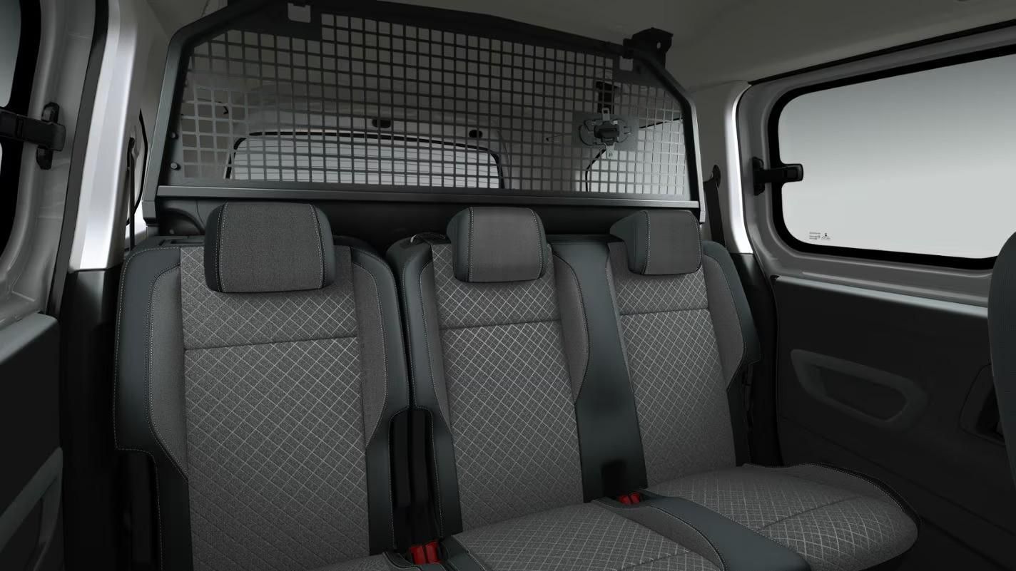 Opel Combo, Combi EditionPlus L2 1,2T MT6 - fotka 6