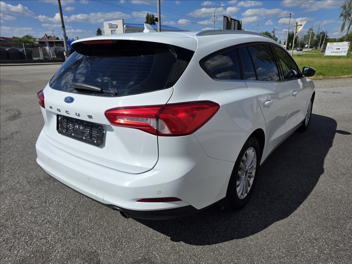 Ford Focus, 1,5 1.5 TDCi Cool&Connect 120P - fotka 6