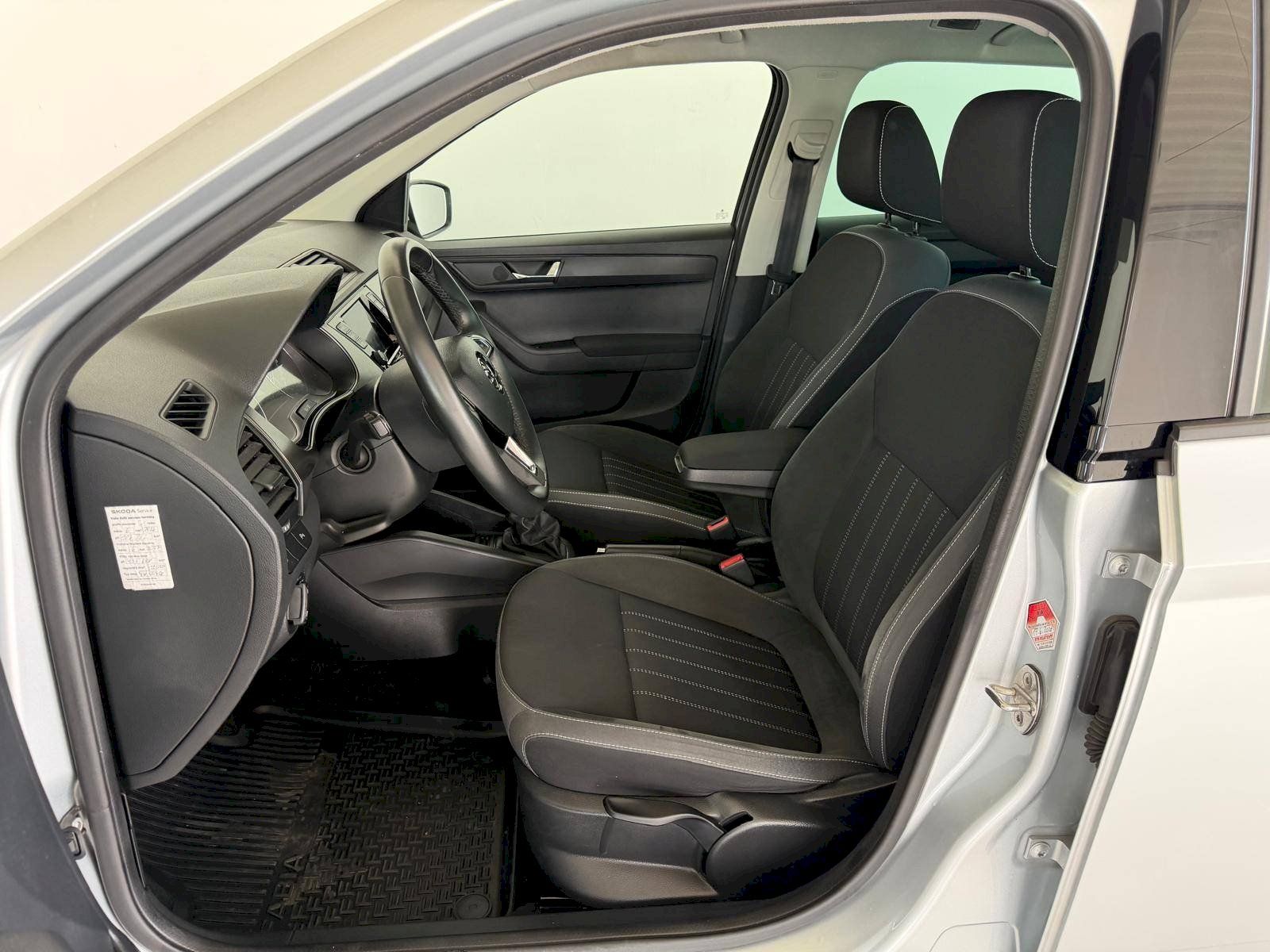 Škoda Fabia, 1.0 TSI 70 kW Style - fotka 6