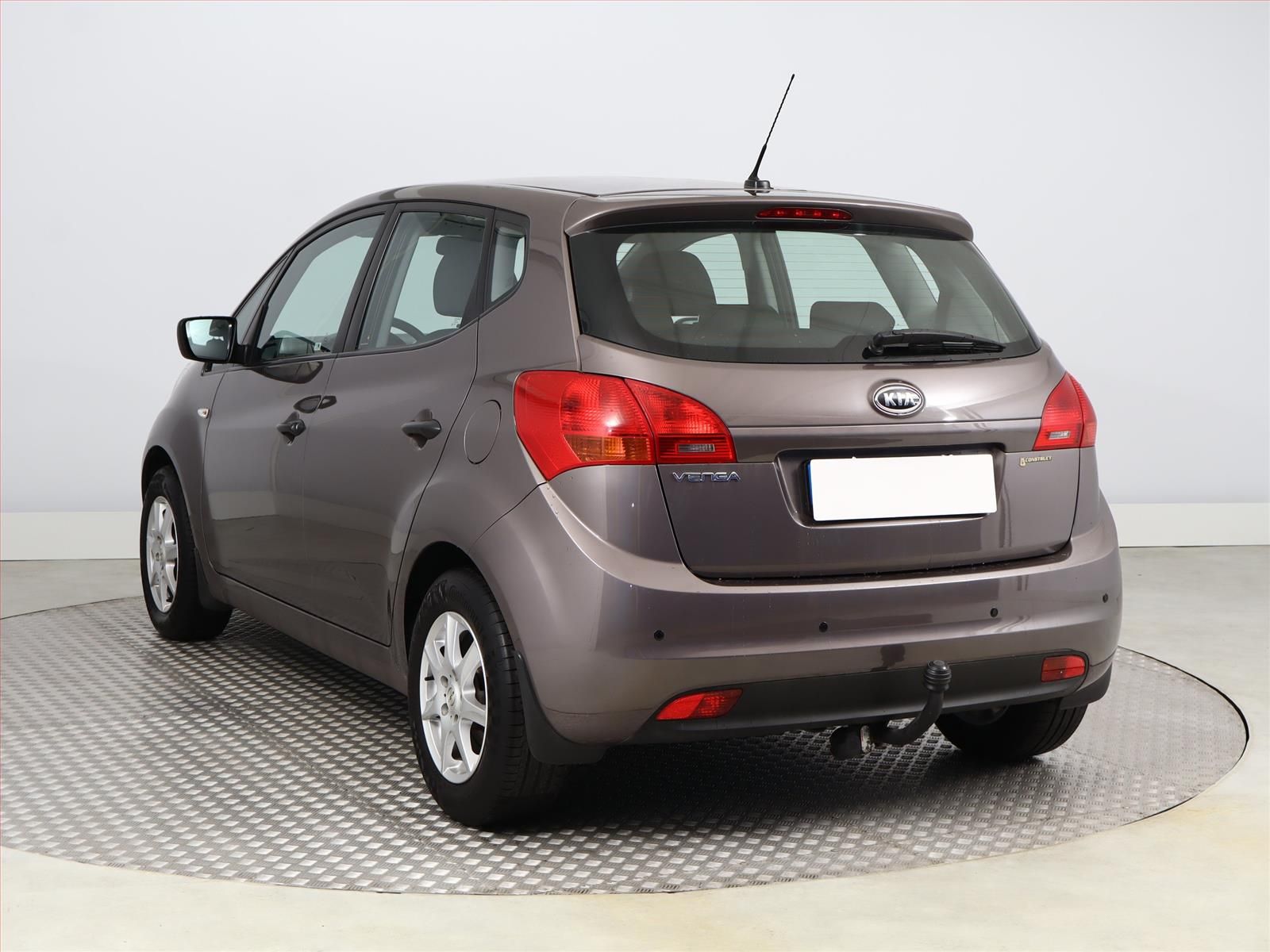 Kia Venga, 1.4 CVVT, ČR,1.maj, Serv.kniha - fotka 4