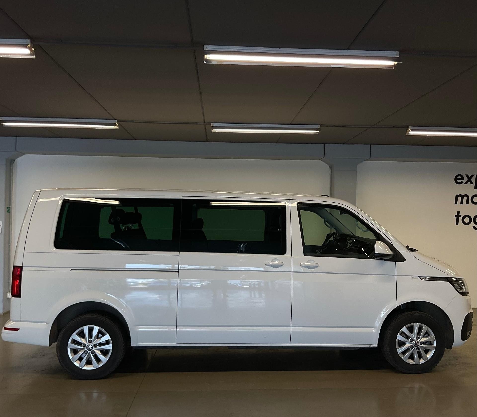 Volkswagen Caravelle, CARAVELLE 6.1 CL TDI DR DSG - fotka 6