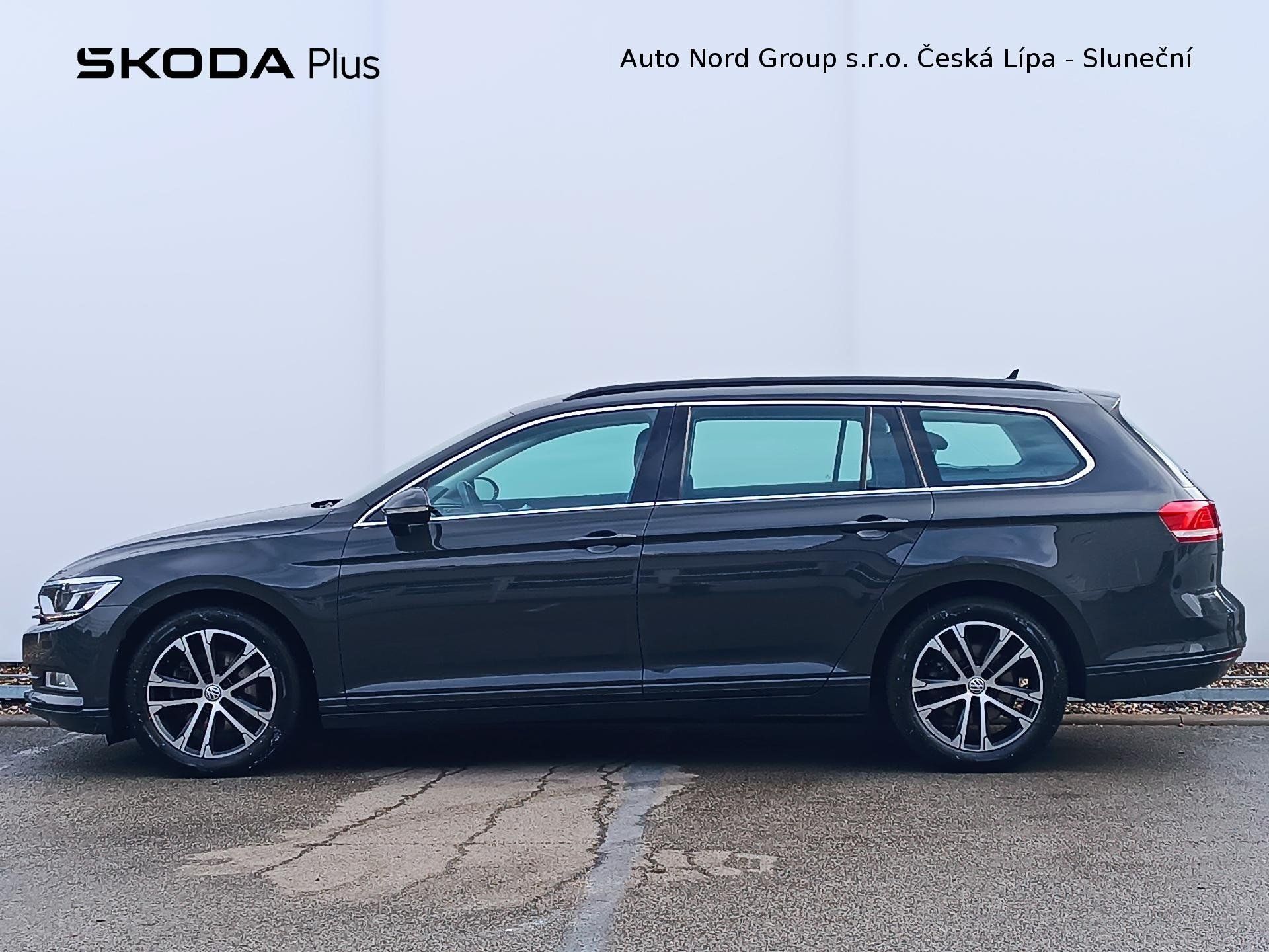 Volkswagen Passat, Passat Comfort Var. 2,0TDi / - fotka 3