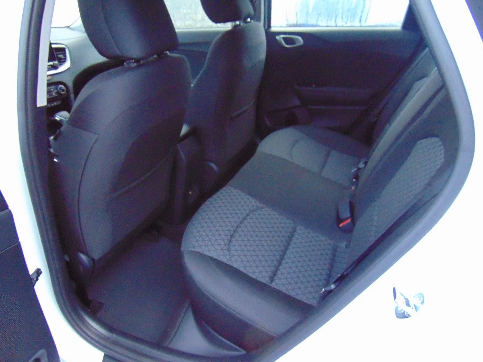 Kia Cee´d, Ceed SPIN 1,5T-GDi/103kw 7°DCT - fotka 6