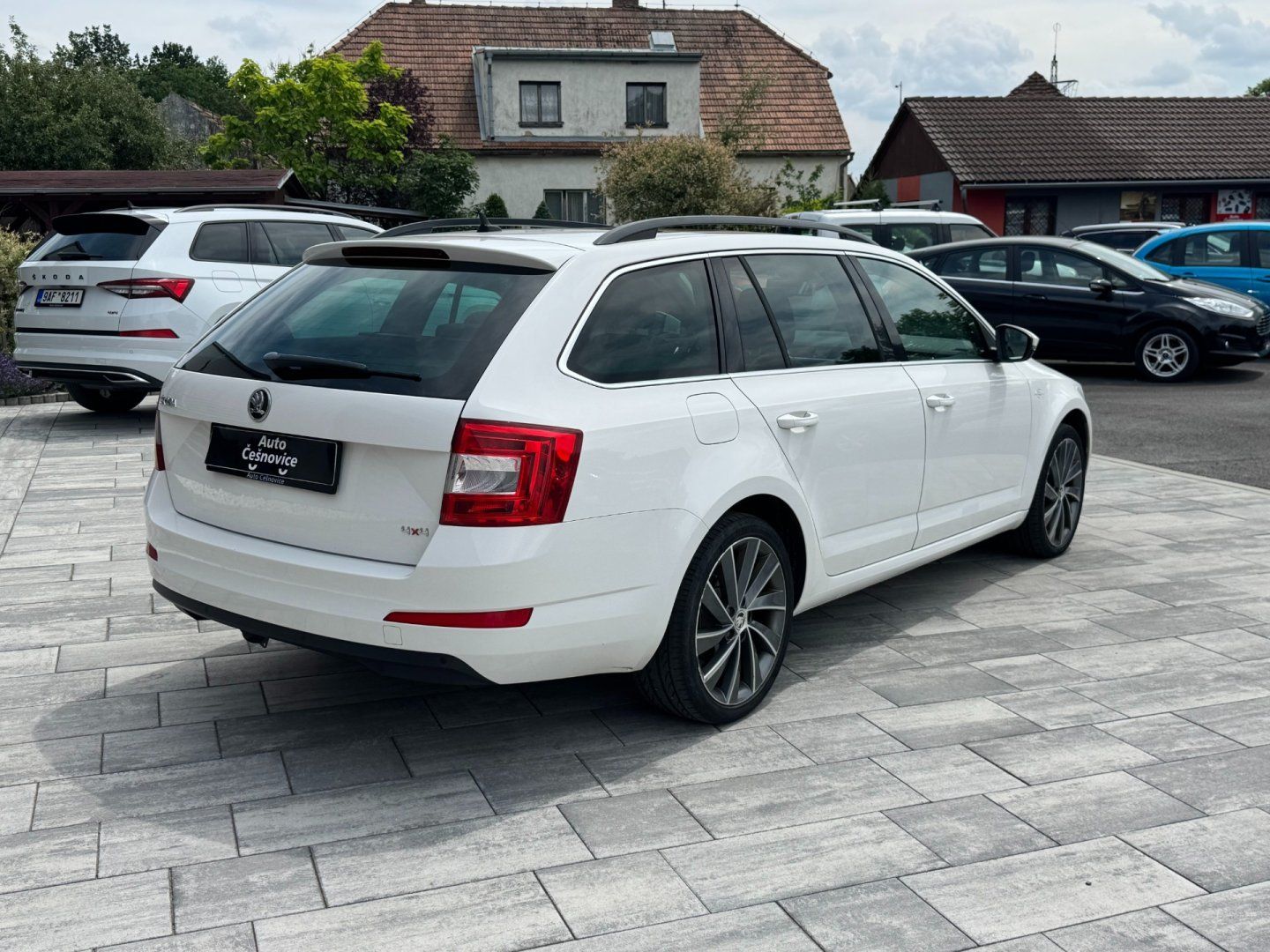 Škoda Octavia, 2.0 TDI 135kW DSG L&K - fotka 5