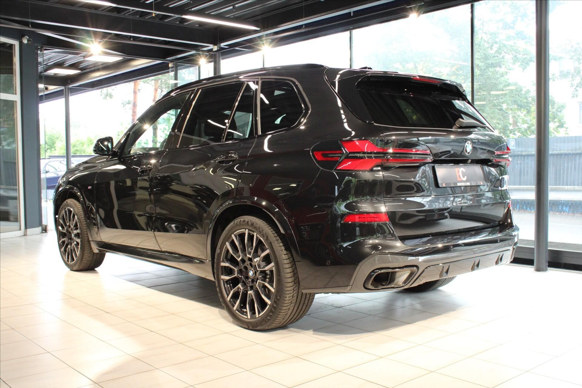BMW X5, xDrive30d M Sport Pro DAProf/3 - fotka 4