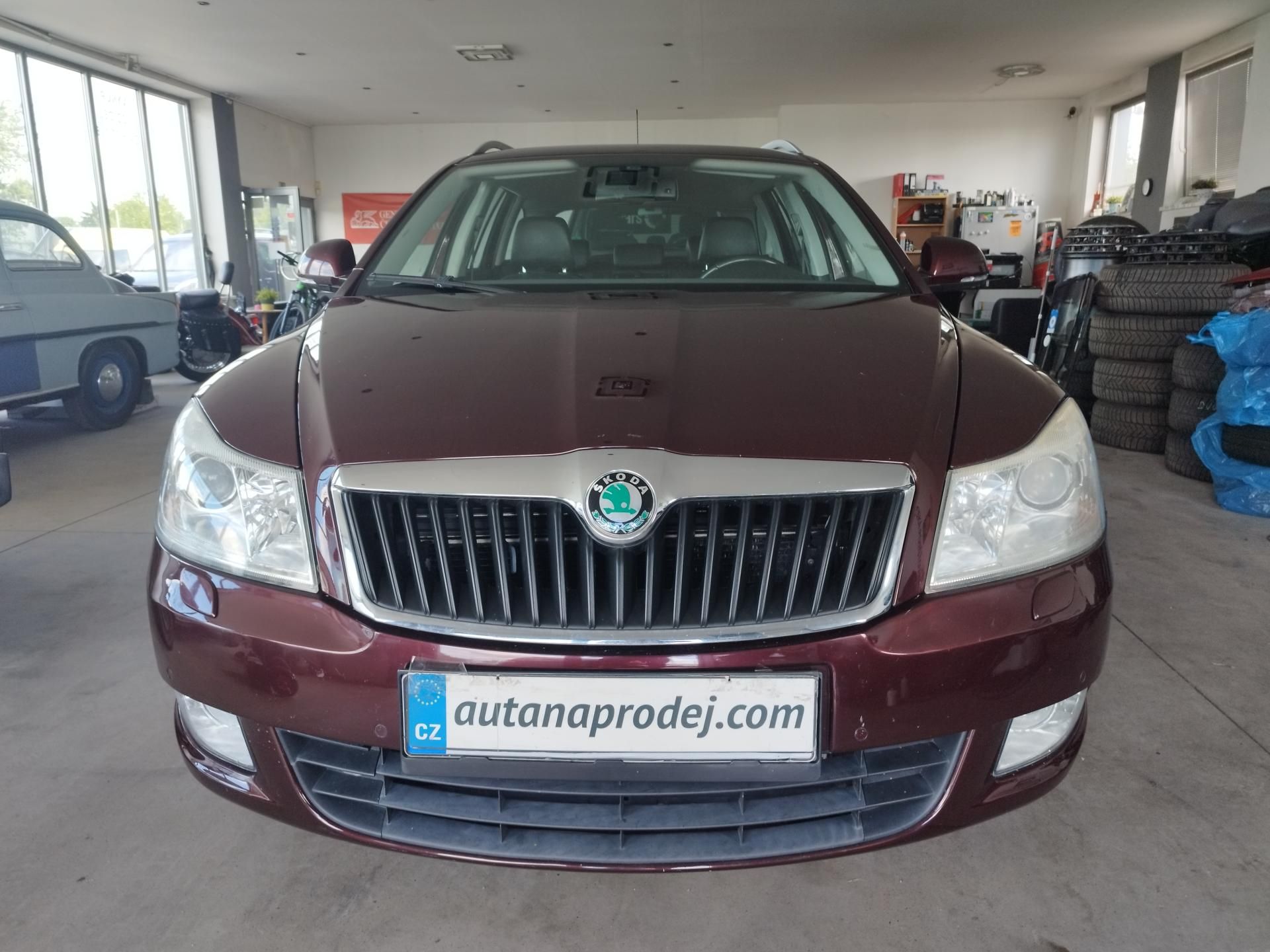 Škoda Octavia, 1,6TDI,77KW,DSG,ALU,NAVI - fotka 2
