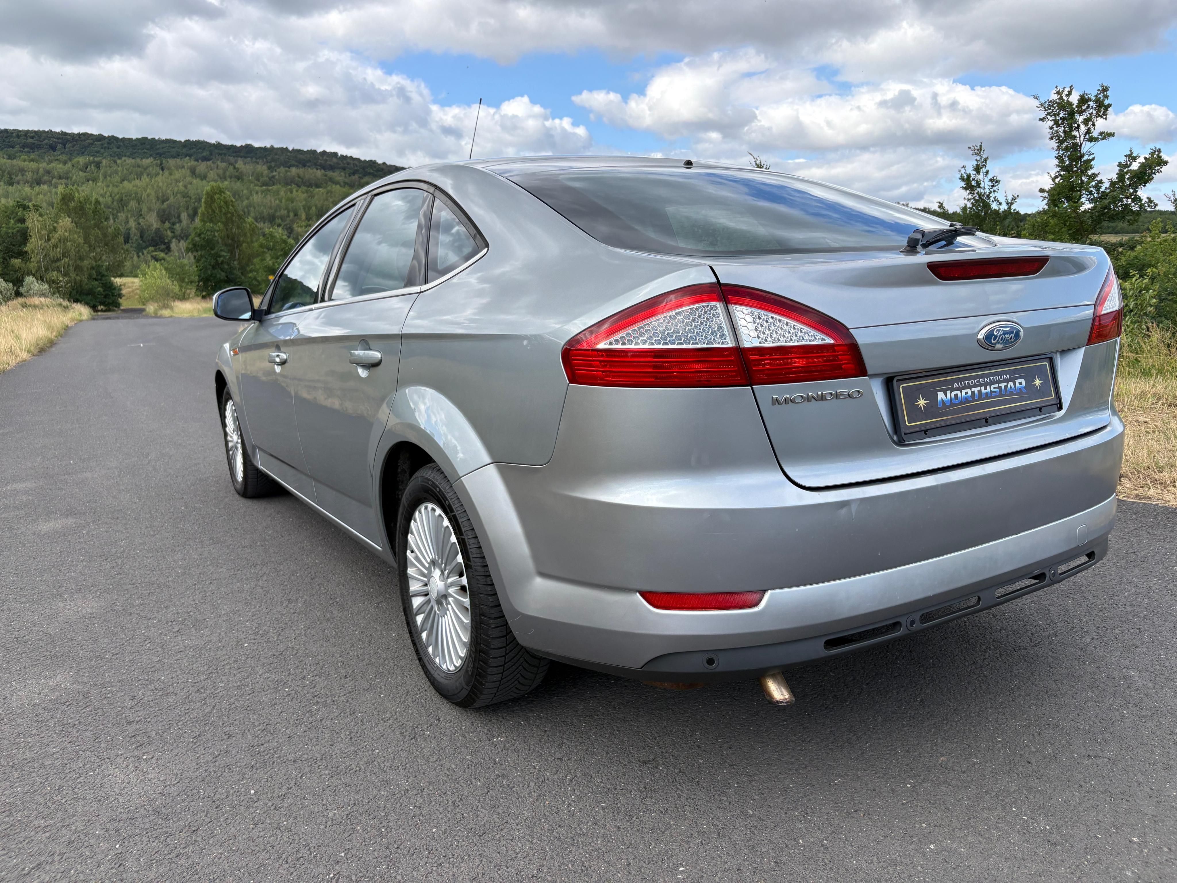 Ford Mondeo, 2.0i TITANIUM SEDAN - fotka 3