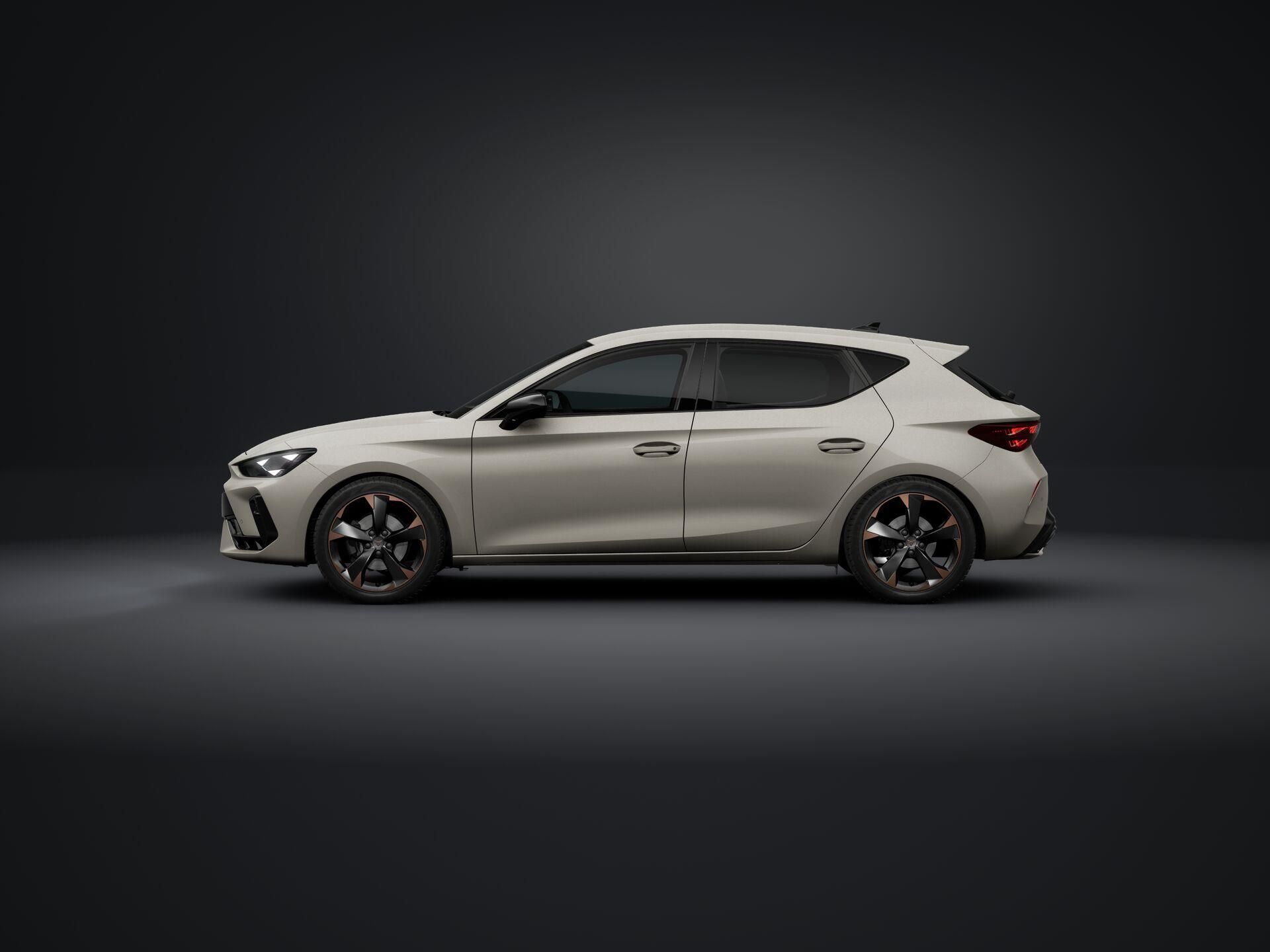 Cupra Leon, 1.5 eTSI 150k DSG - fotka 2