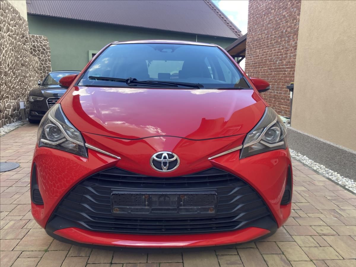Toyota Yaris, 1,0 VVT-i Comfort - fotka 2