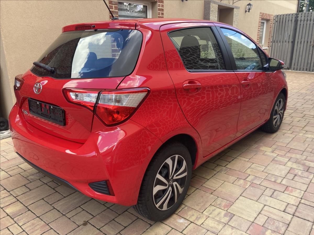 Toyota Yaris, 1,0 VVT-i Comfort - fotka 4