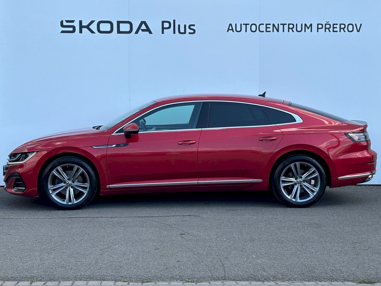 Volkswagen Arteon, 2.0 TDI 110kW R-LINE - fotka 3