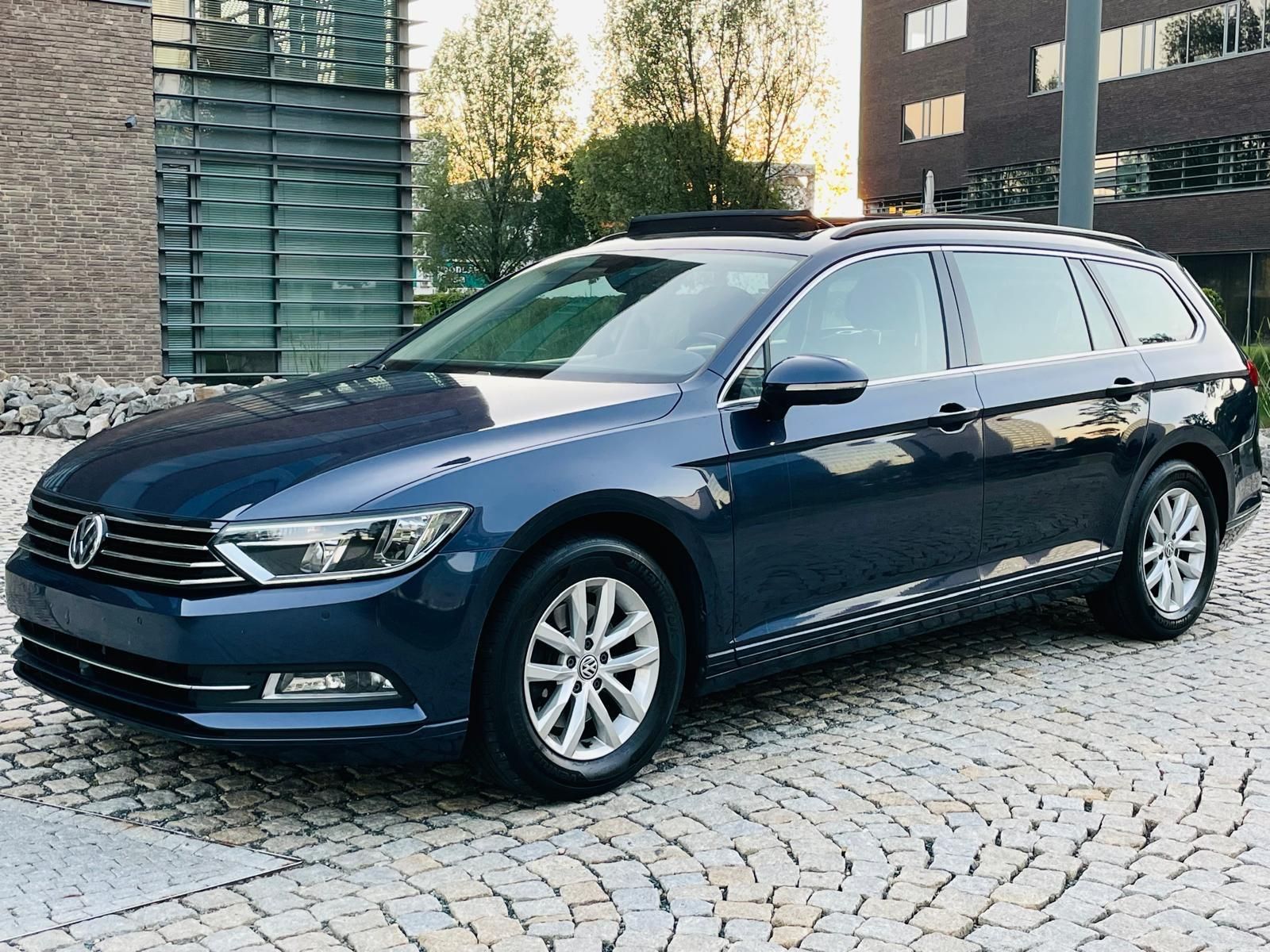 Volkswagen Passat, 2.0TDI AUTOMAT KAMERY SERVISKA - fotka 4