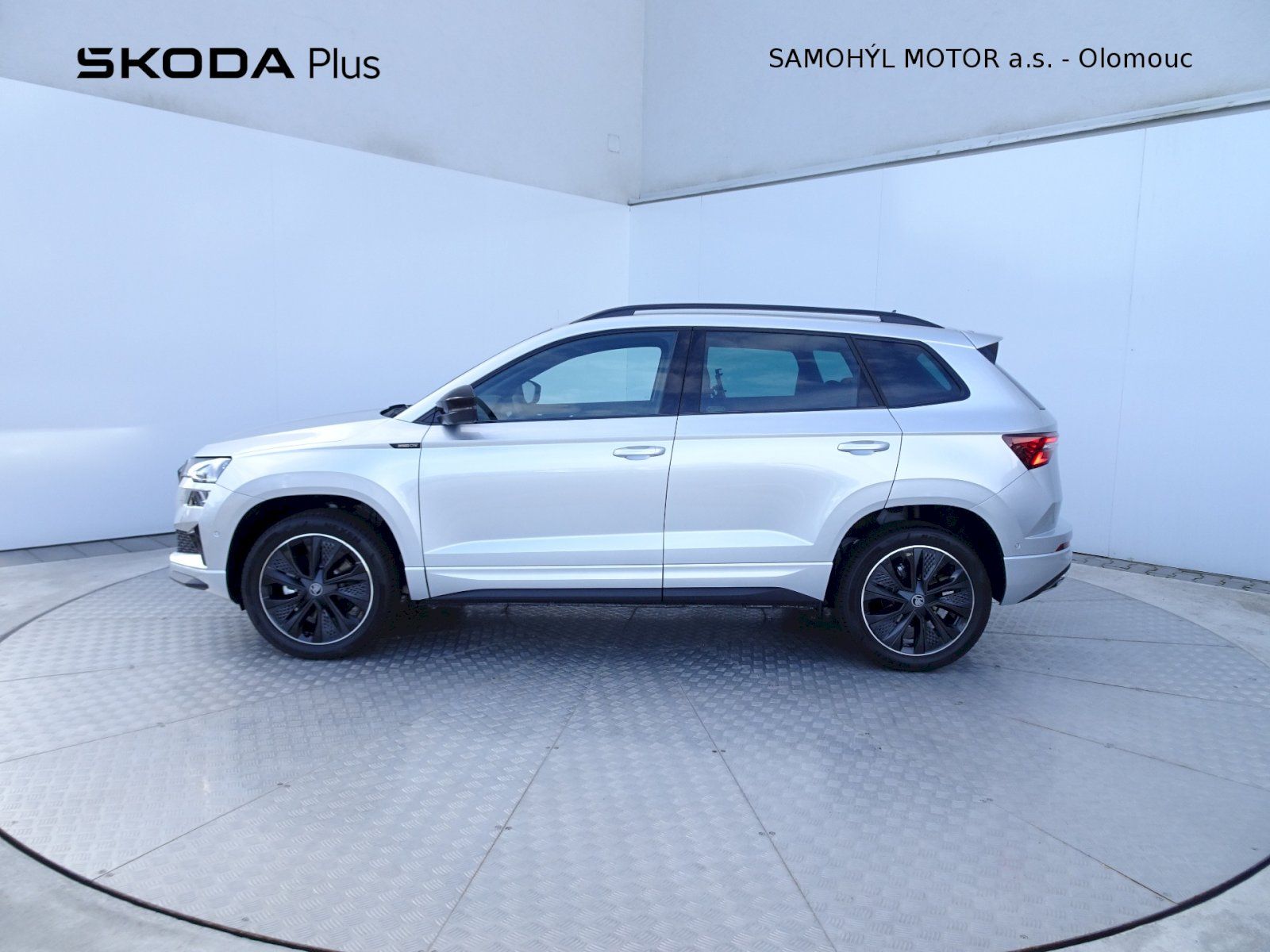 Škoda Karoq, 1.5TSI DSG Sportline - fotka 3