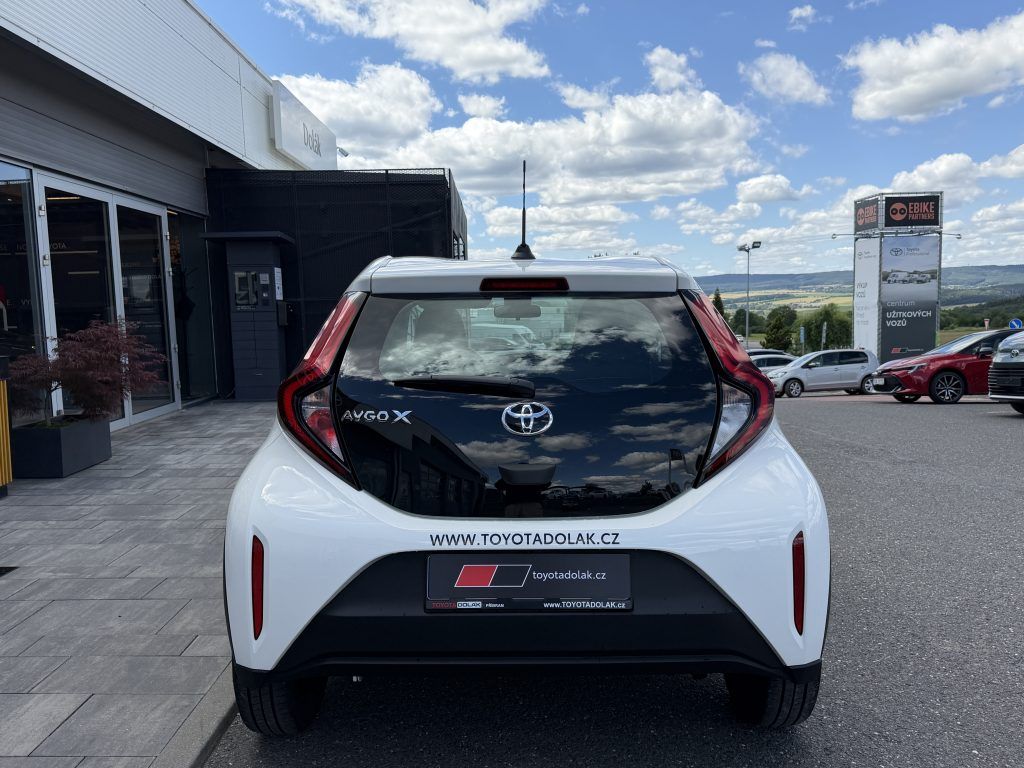 Toyota Aygo, X 1.0L CVT Comfort - fotka 5