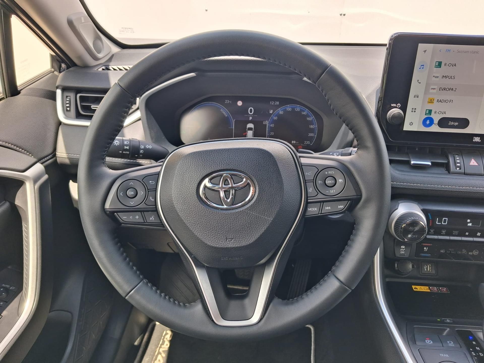 Toyota Rav4, 2.5 HSD e-CVT AWD Executive JB - fotka 5