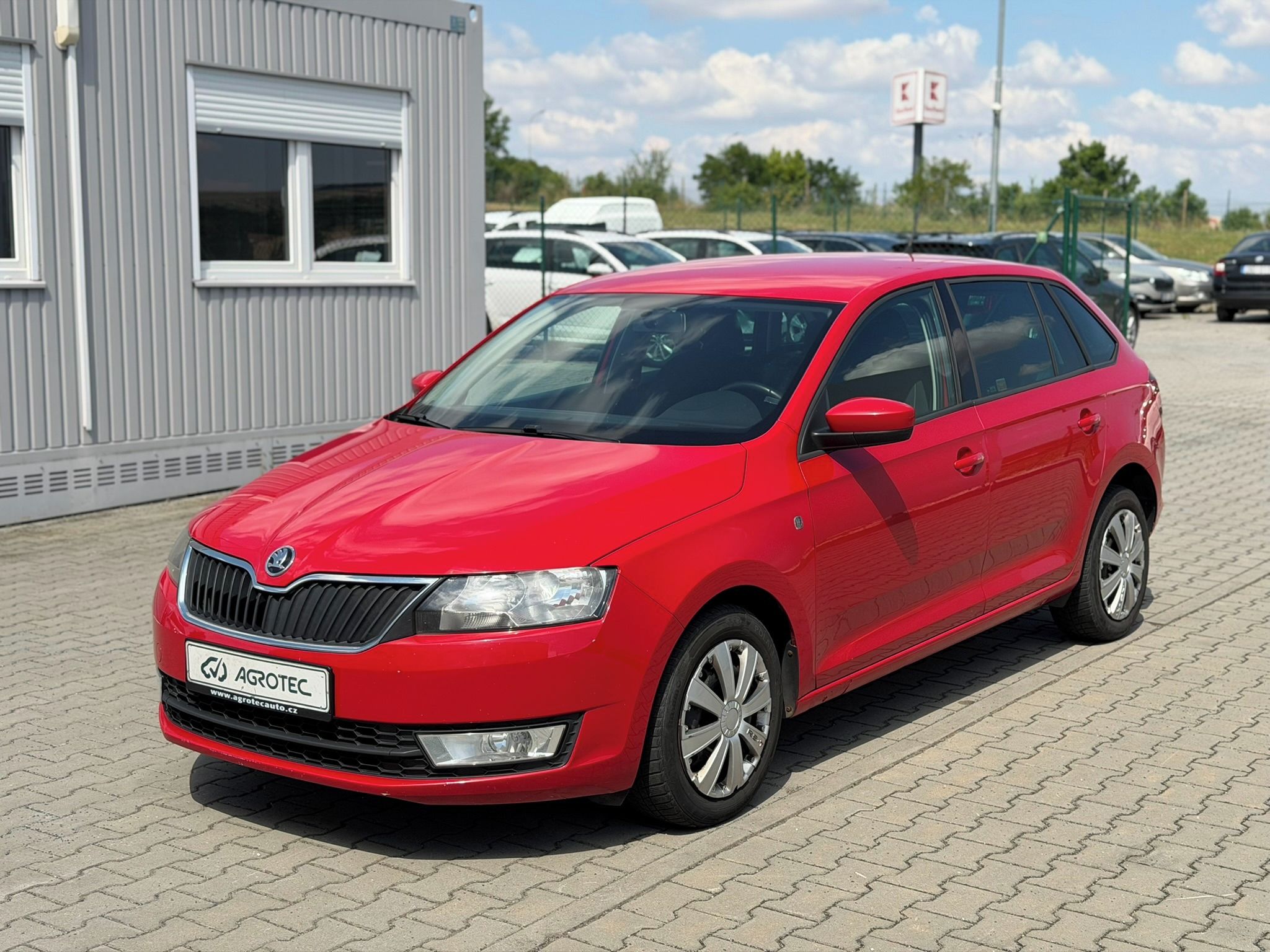 Škoda Rapid, 1.6 TDI 77 kW Ambition Fresh - fotka 3