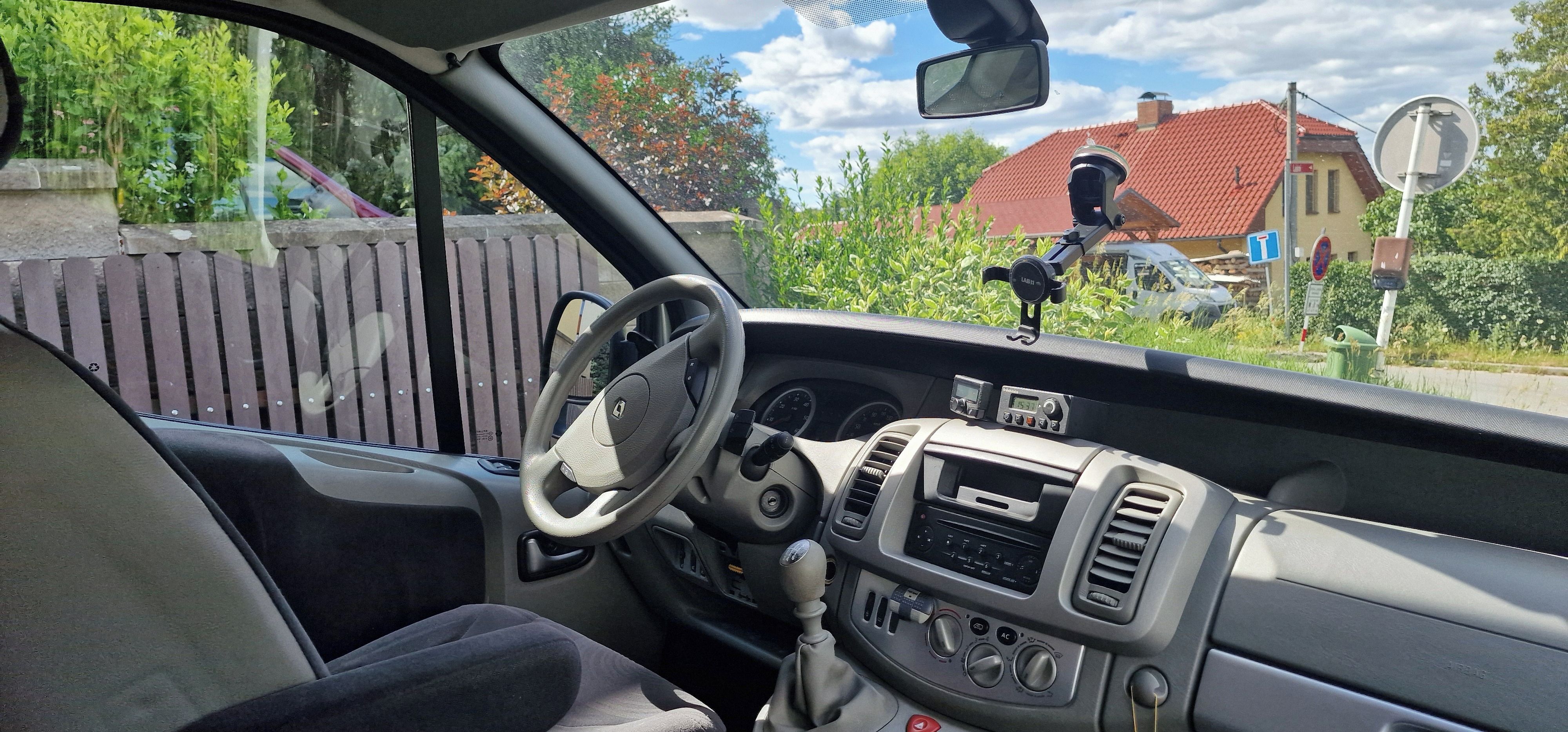 Renault Trafic, 2,0 dCi -bus/obytná vestavba - fotka 6