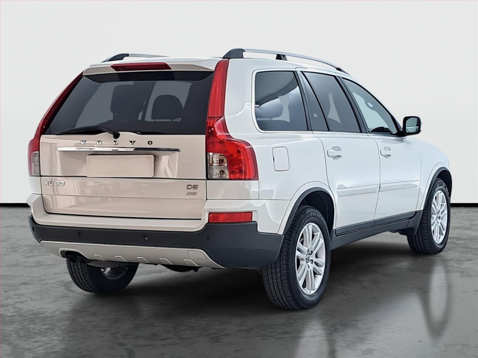 Volvo XC90, D5, 4X4, Automat, 7 míst - fotka 5