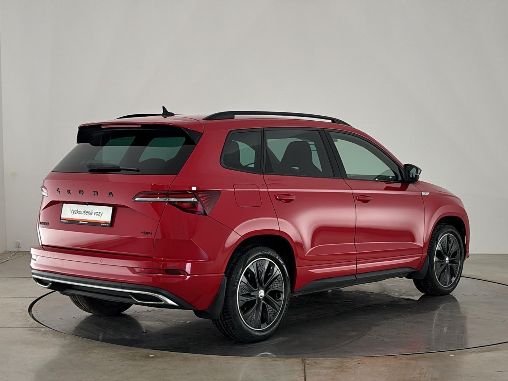 Škoda Karoq, 2.0 TSI / 140 kW Sportline Exc - fotka 2