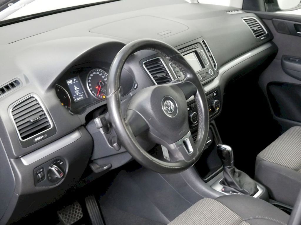 Volkswagen Sharan, 2.0tdi, DSG, 7 míst - fotka 5
