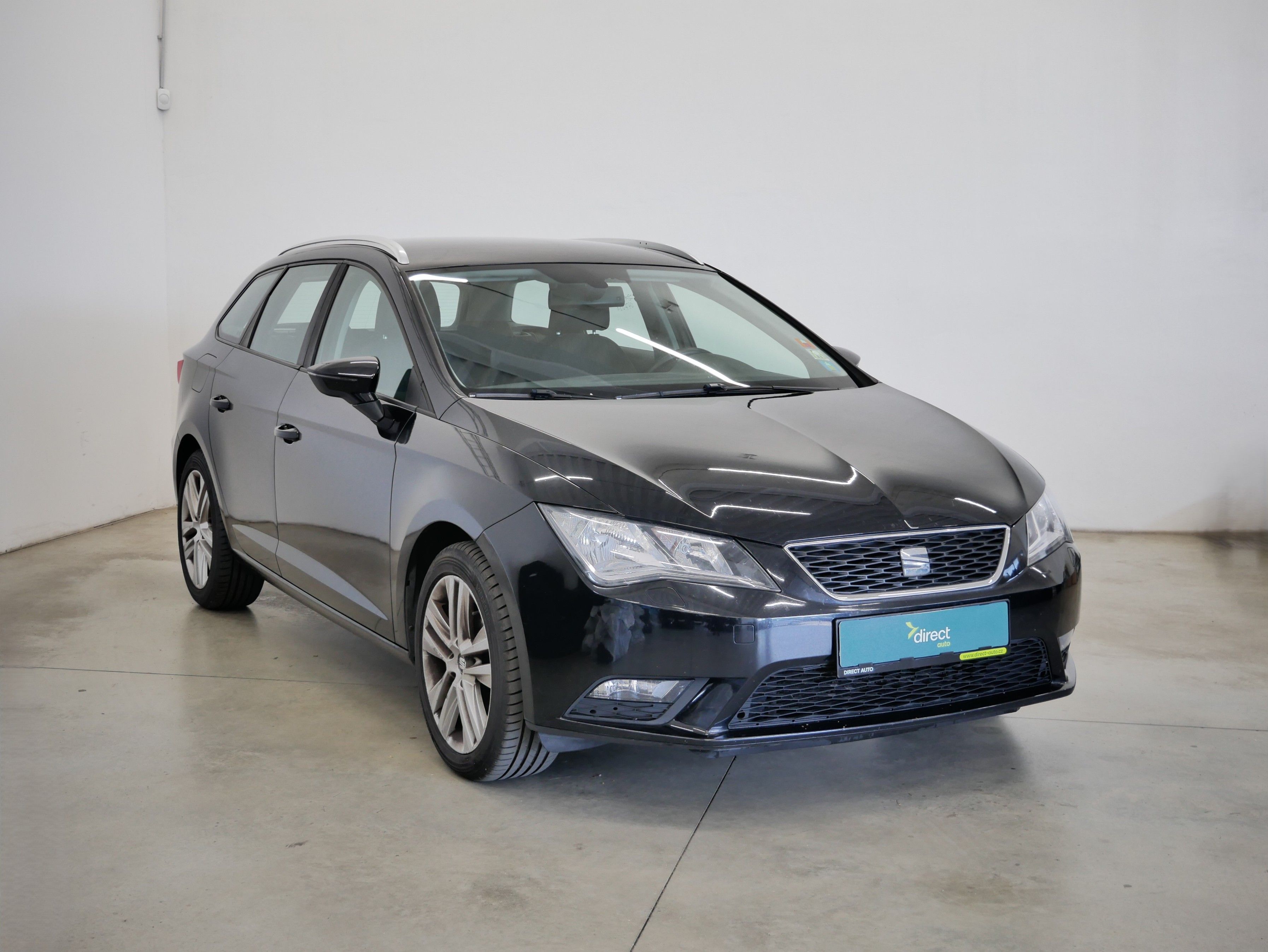 Seat Leon, 1.6 TDI 77 kW DSG Style - fotka 4