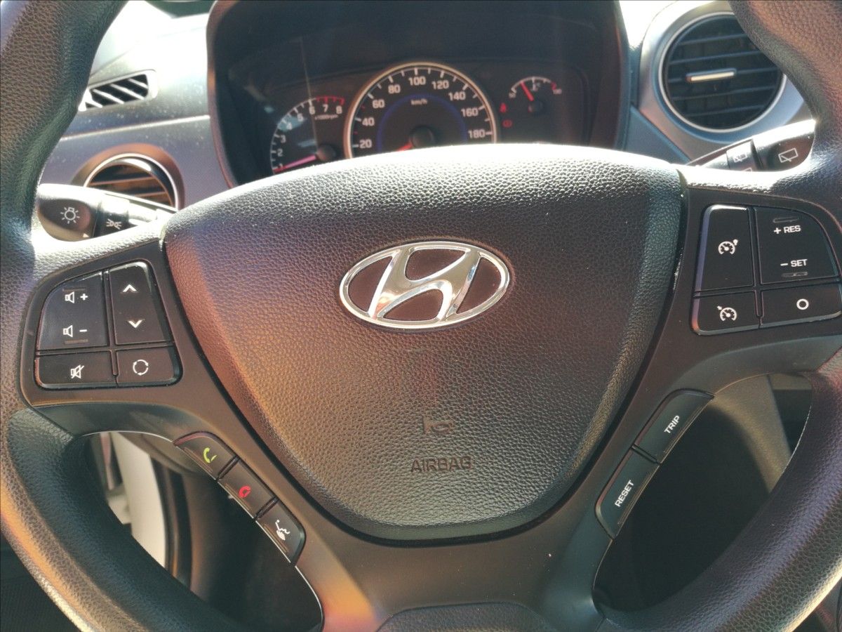 Hyundai i10, 1,0 i - fotka 6