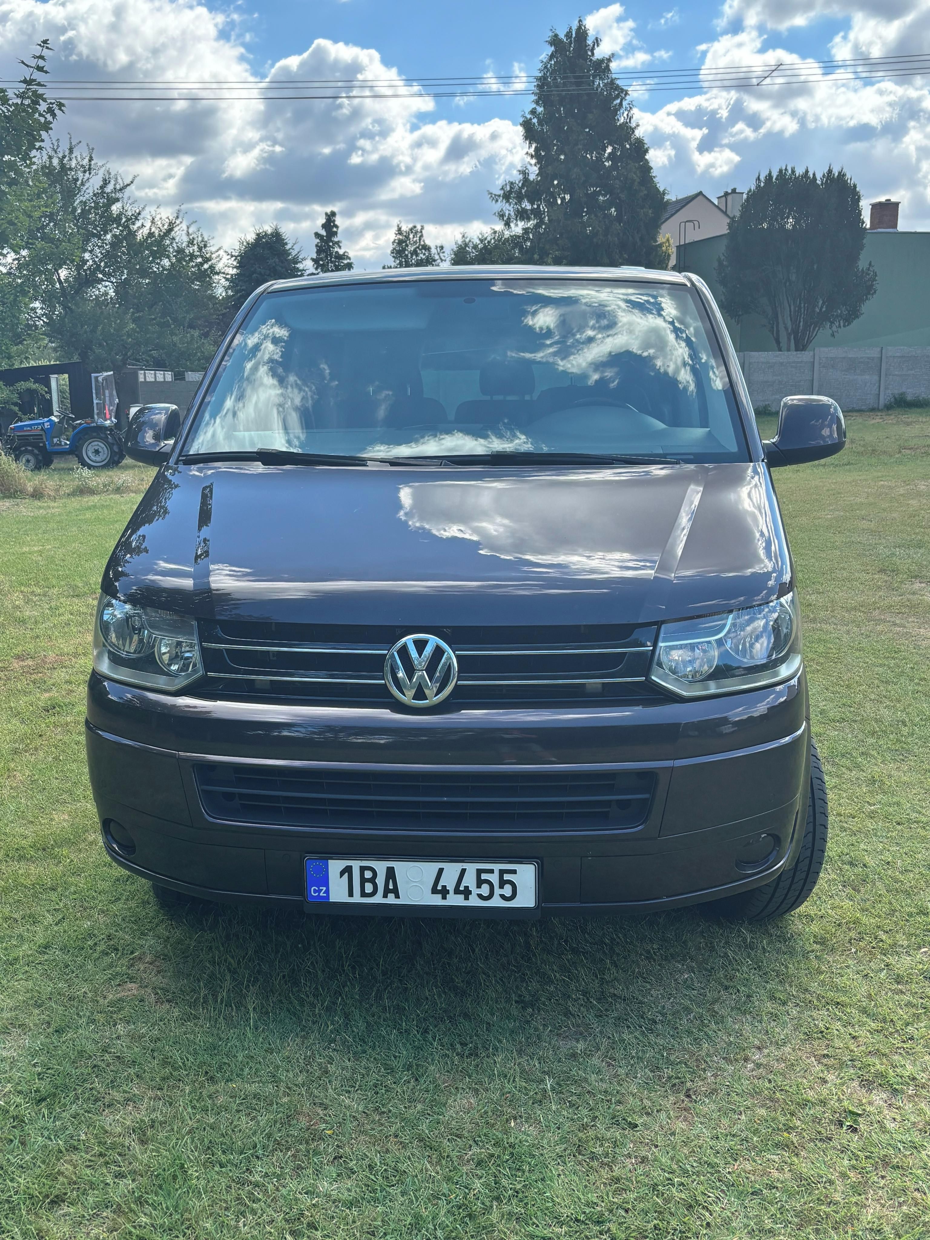 Volkswagen Caravelle, Volkswagen Caravelle Long 2,0 - fotka 2