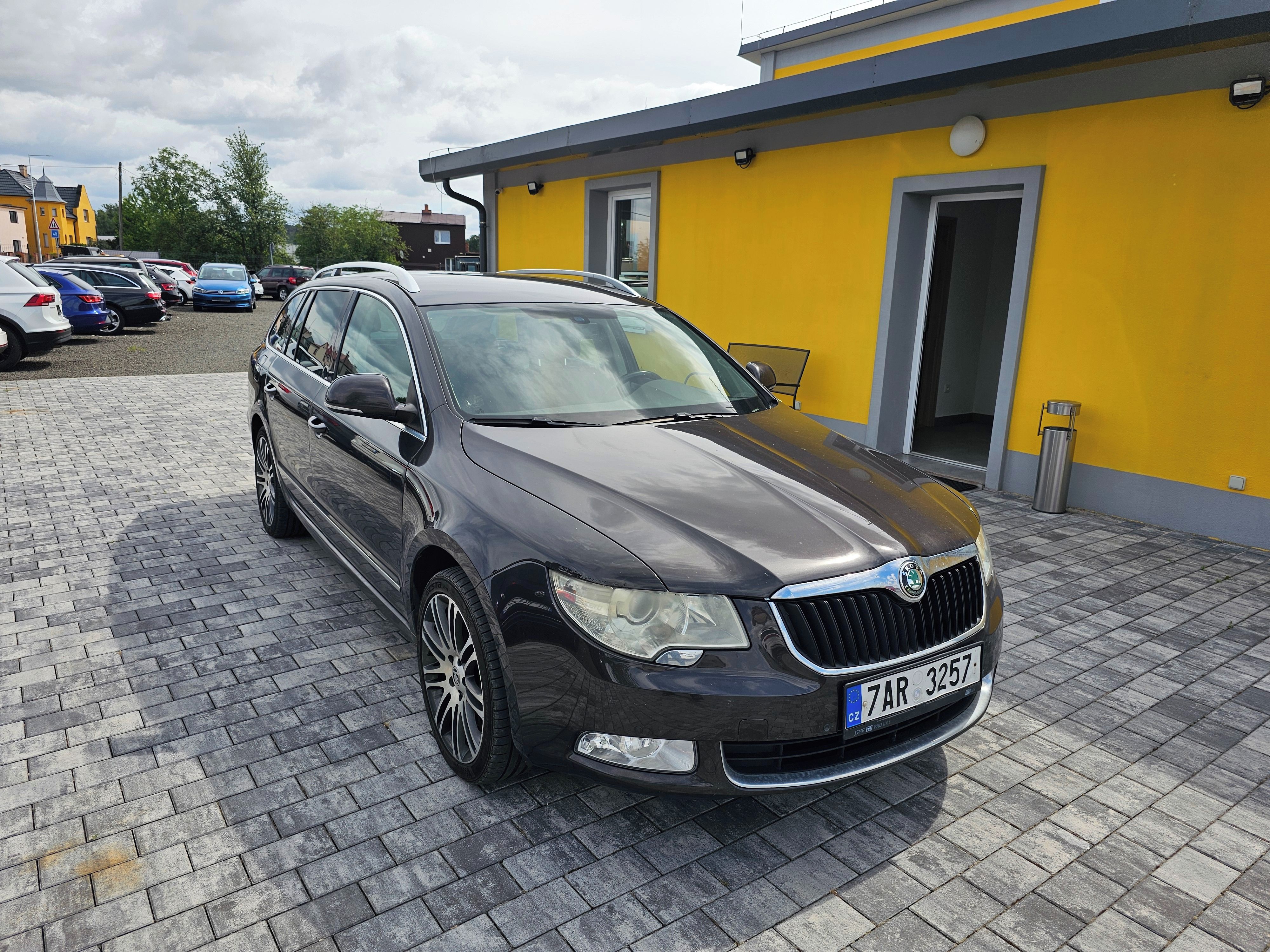 Škoda Superb, 3.6 FSI 4x4 DSG TAŽNÉ ZAŘÍZENÍ - fotka 4