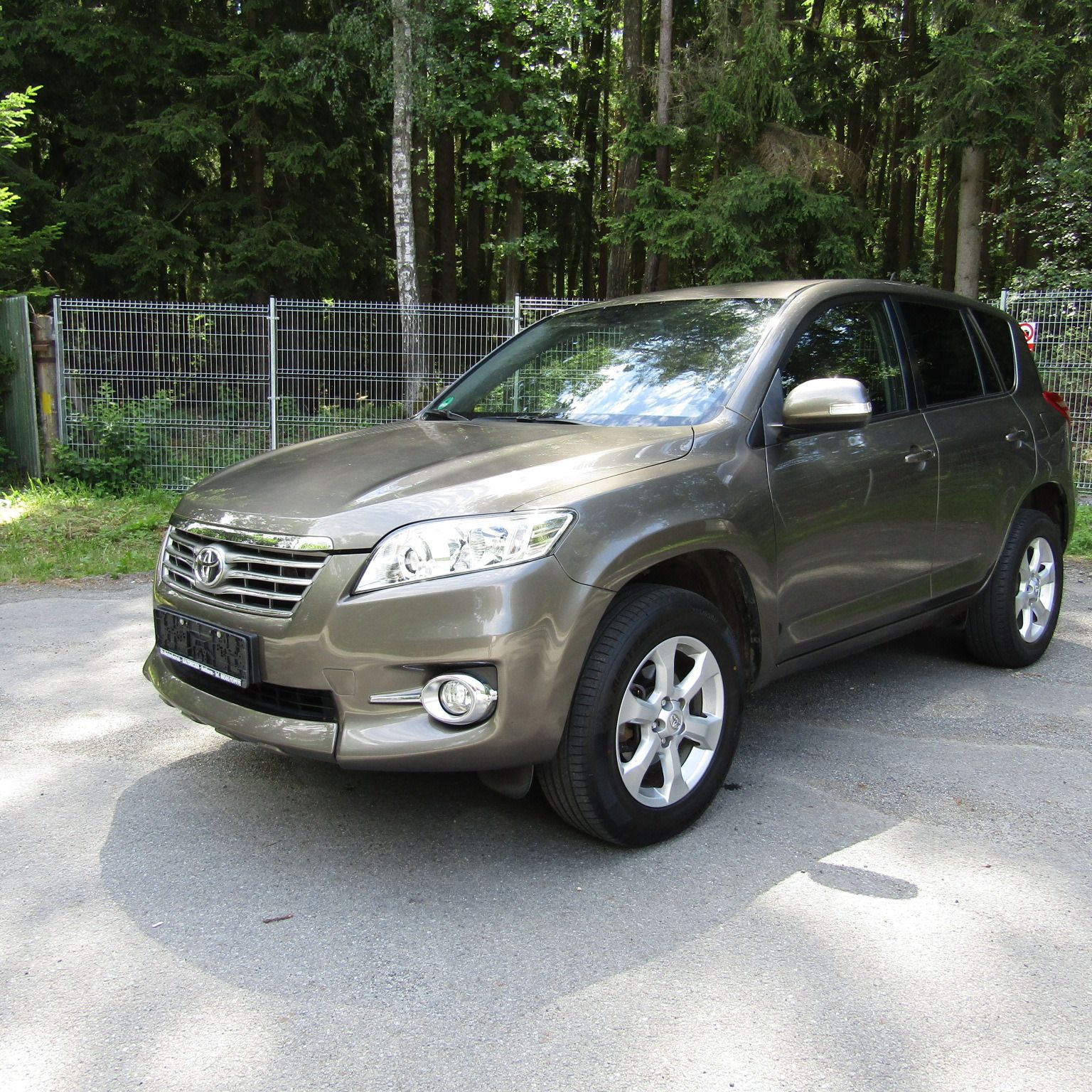 Toyota Rav4, 2,0VVT-i 116kw, 4x4, BENZÍN