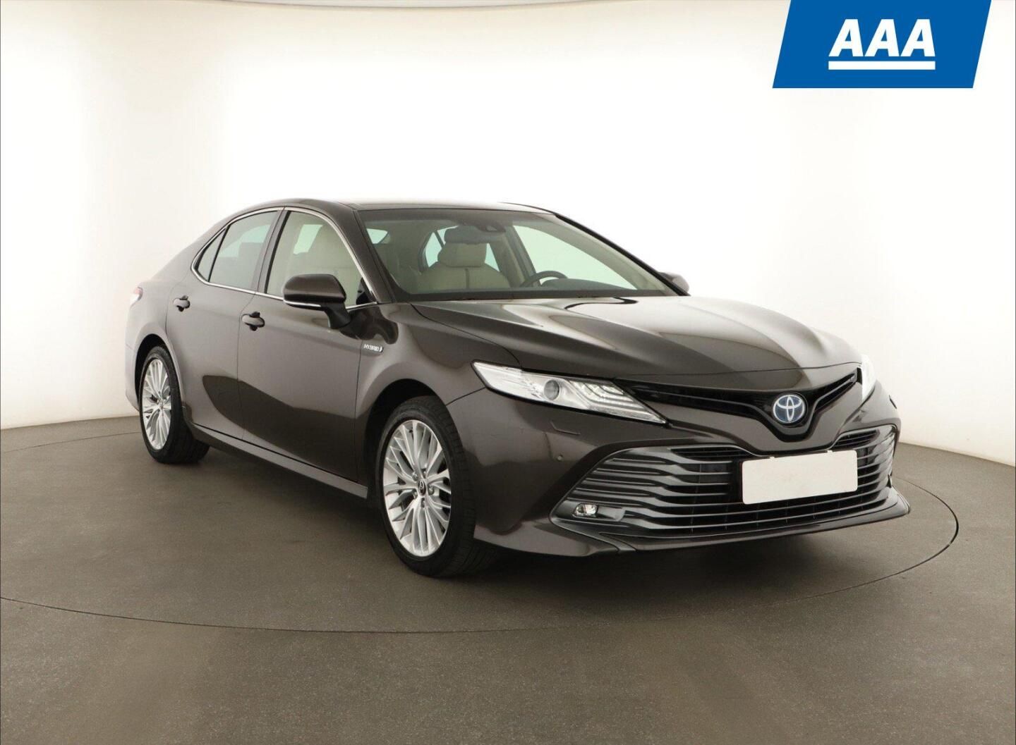 Toyota Camry, 2.5 Hybrid, Automat, ČR,1.maj