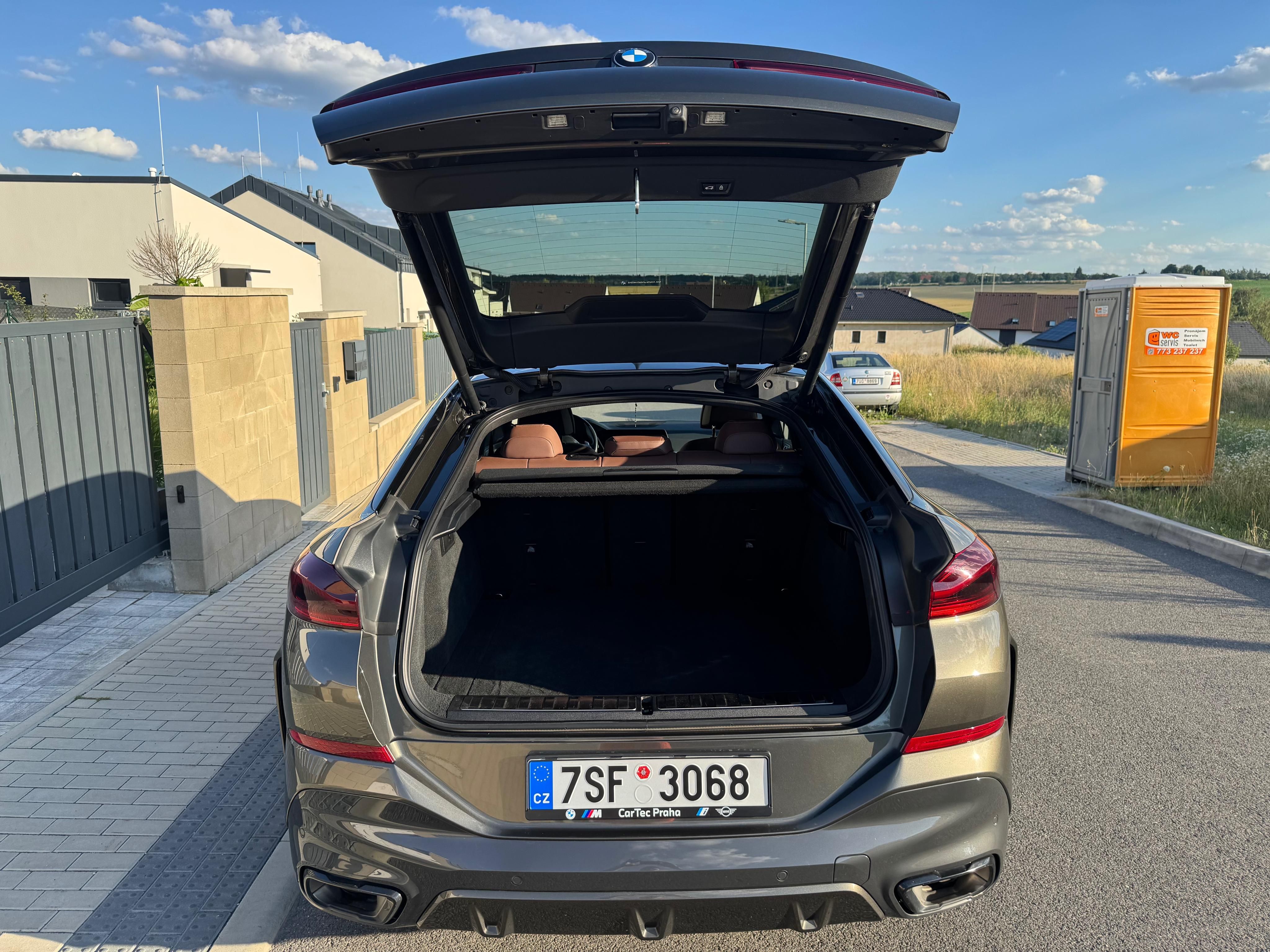 BMW X6, 40i xDrive, ČR, Webasto, HUD - fotka 6