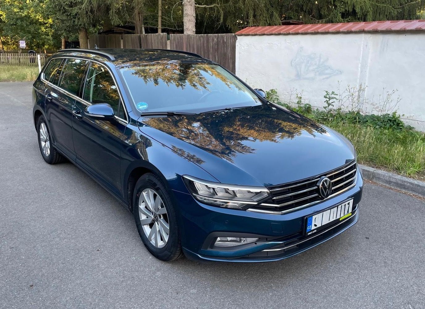 Volkswagen Passat, 2,0 TDi DSG Bussines,1.maj, - fotka 3