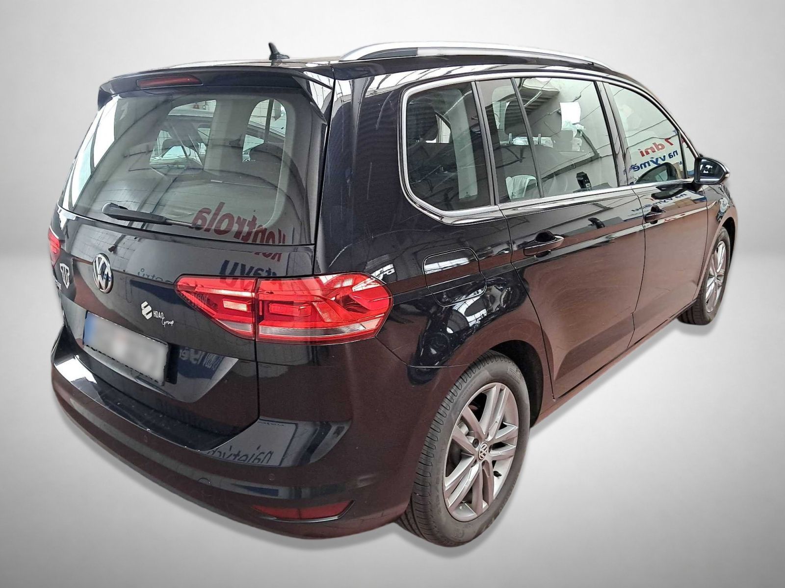Volkswagen Touran, 1.5 TSI, Automatická klima - fotka 2