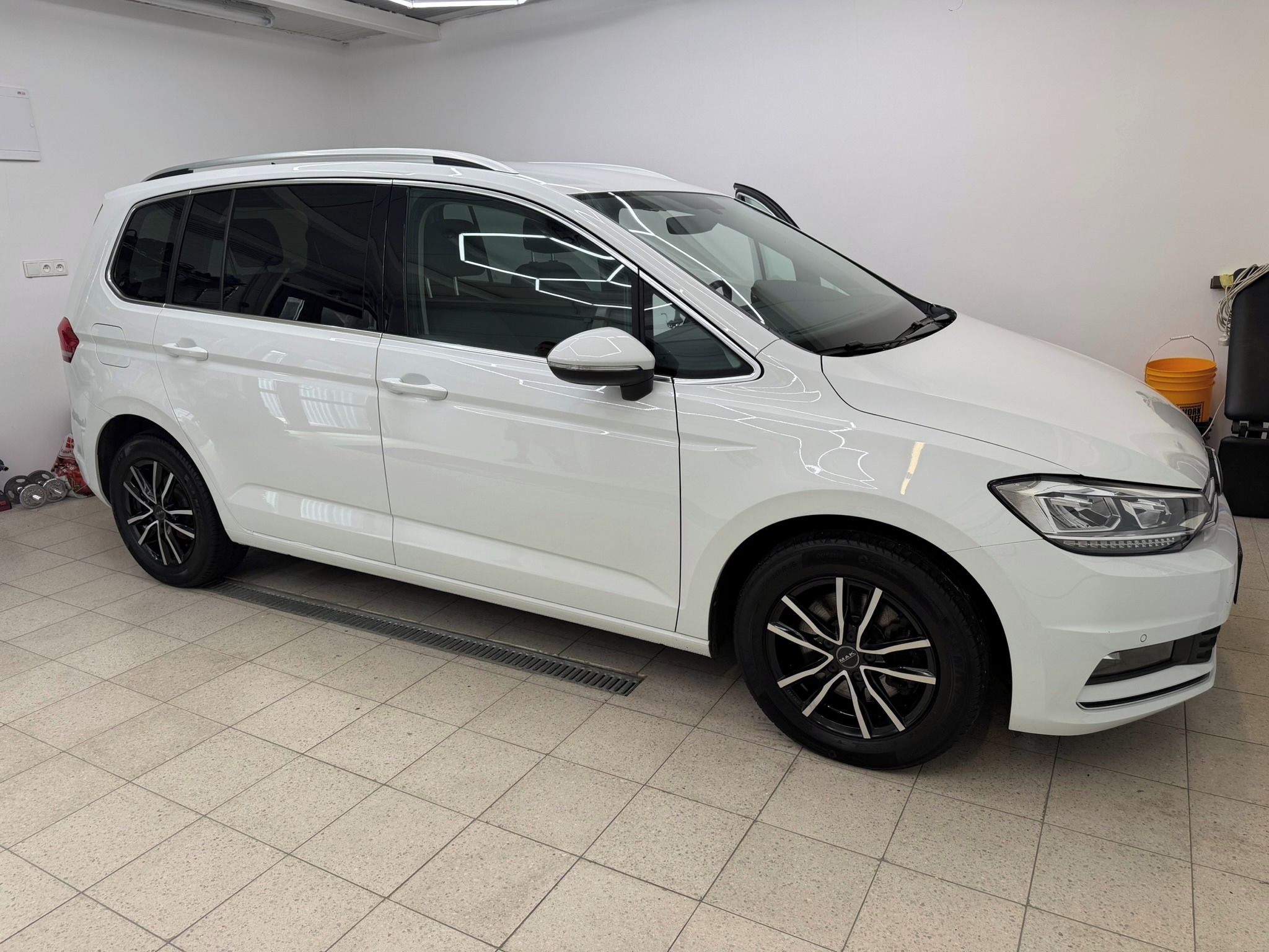 Volkswagen Touran, Volkswagen Touran 2.0 TDI DSG
