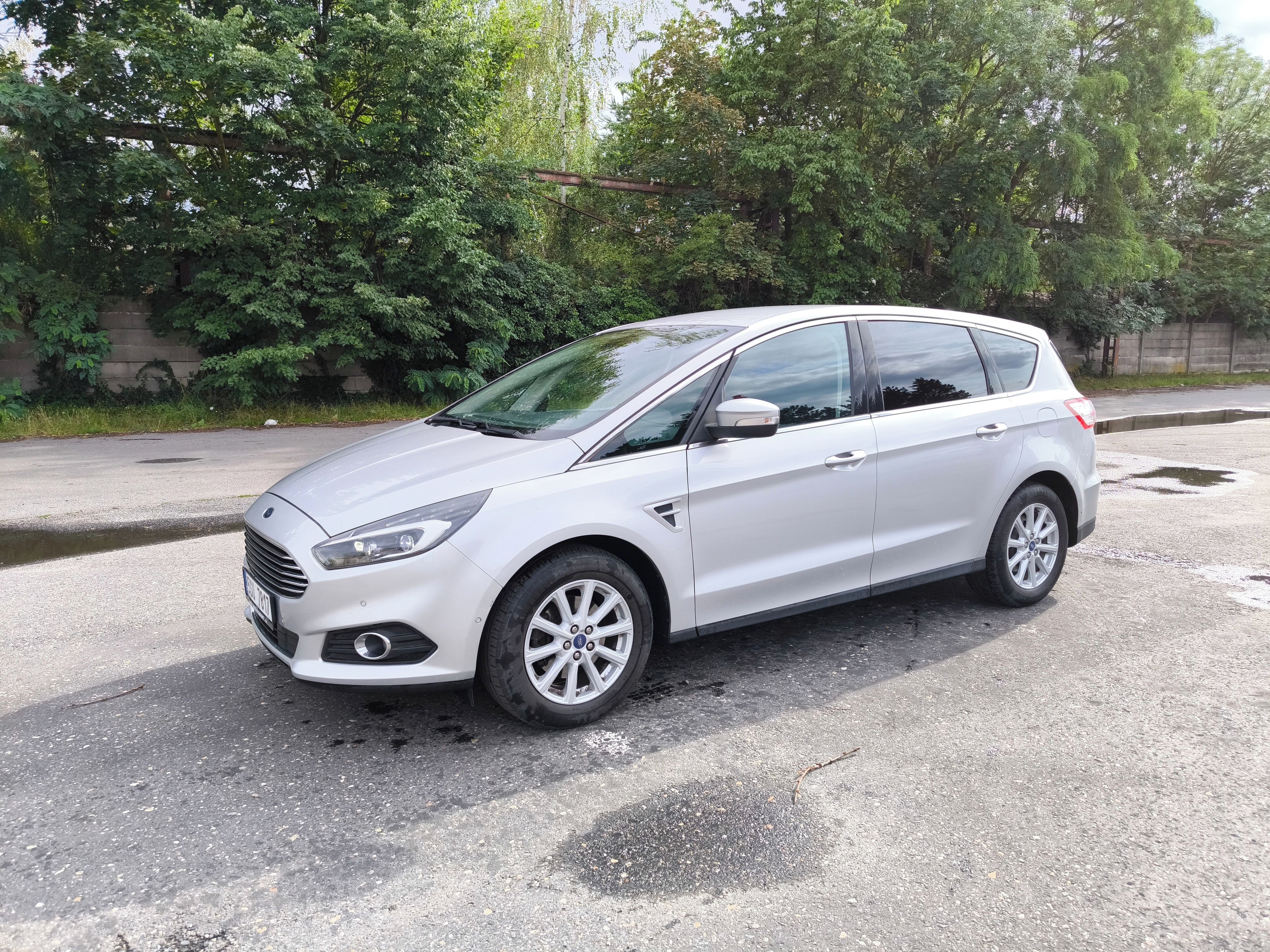 Ford S-MAX, 2.0 TDCi/110 kW Titanium - fotka 2