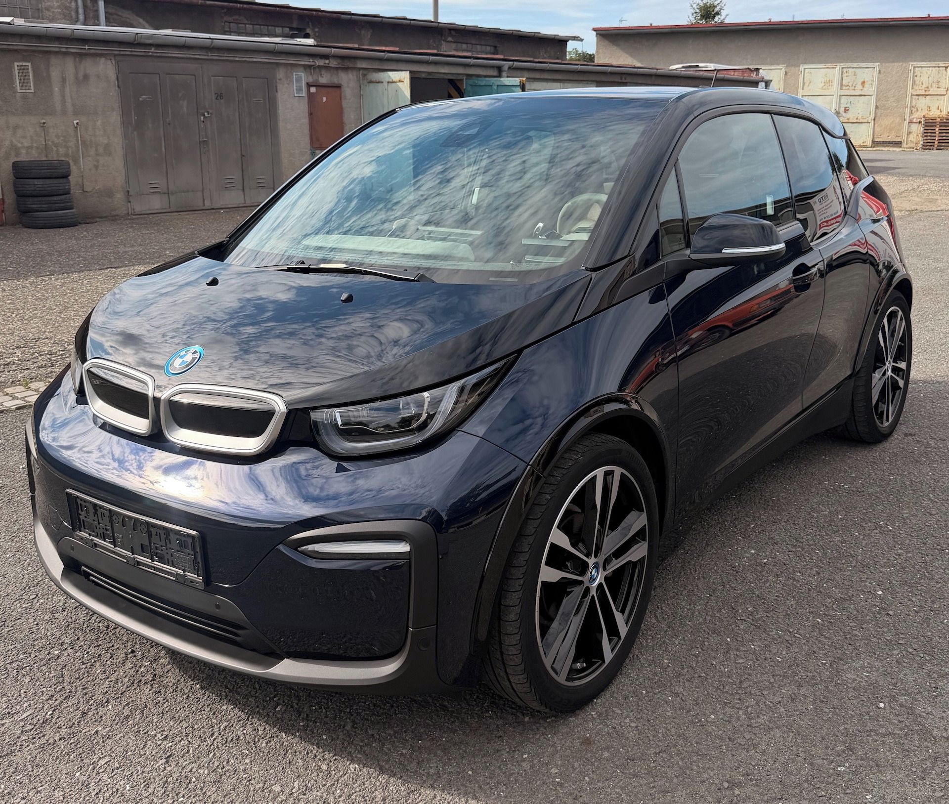 BMW i3, BMW i3, 120 Ah, H&K, S paket - fotka 2