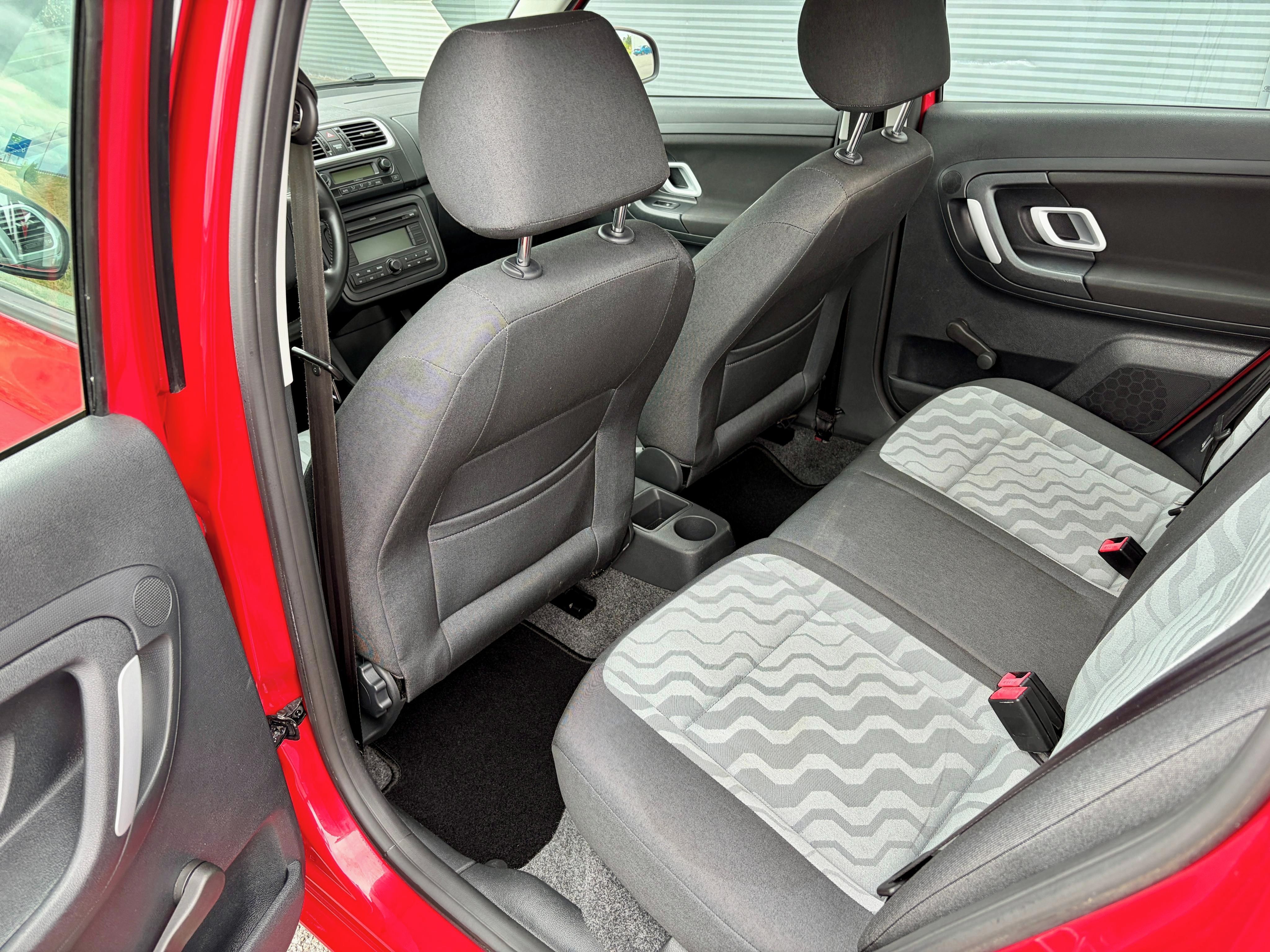 Škoda Fabia, 1.6i 77kW VÝHŘEV Senzory KLIMA - fotka 6