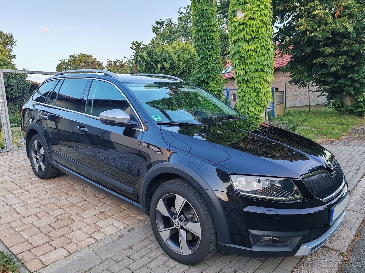 Škoda Octavia, Škoda Octavia 3 SCOUT 135kW - fotka 3
