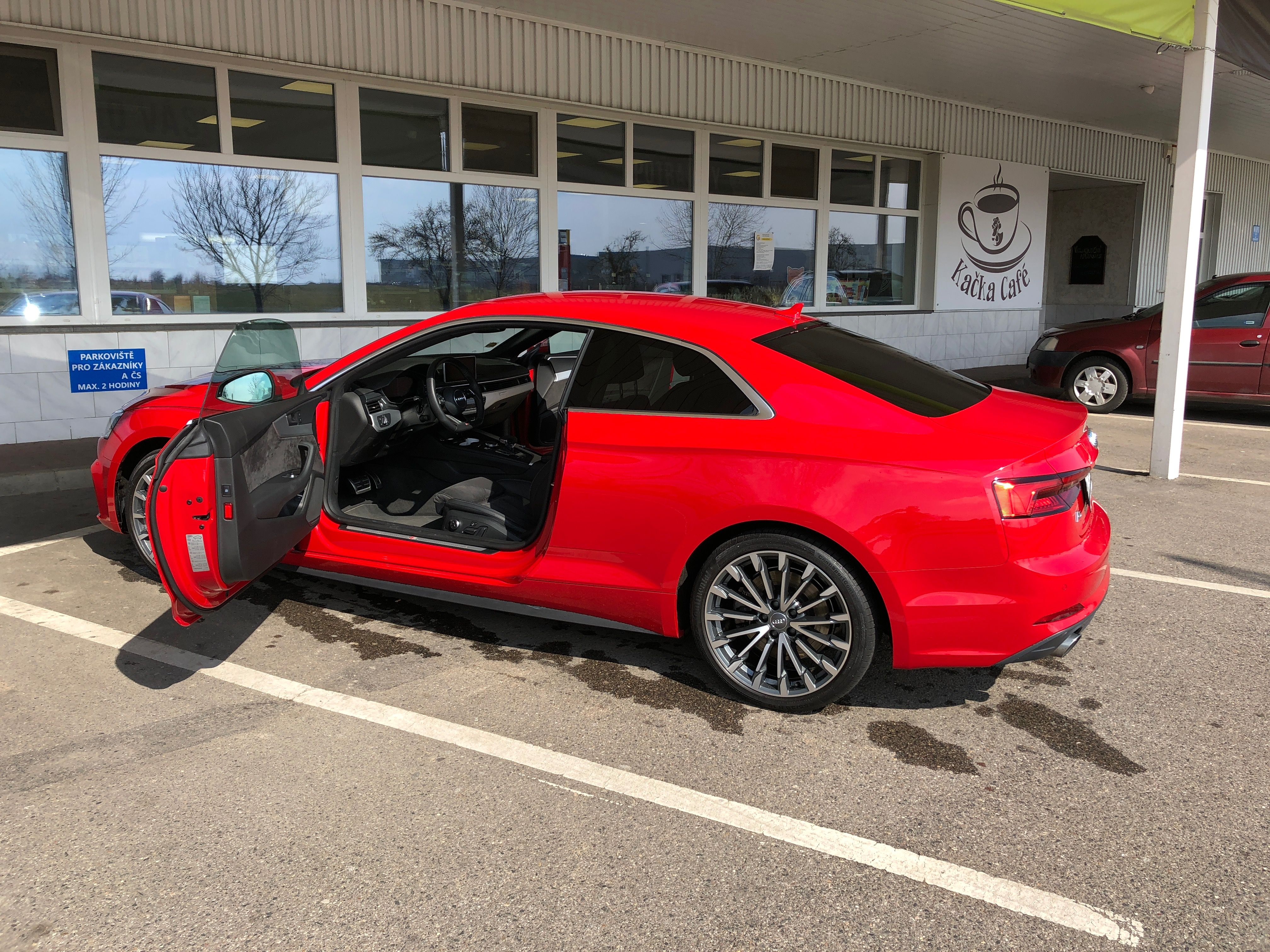 Audi A5, Audi A5 Coupé 2,0 TFSI 185 kW - fotka 3