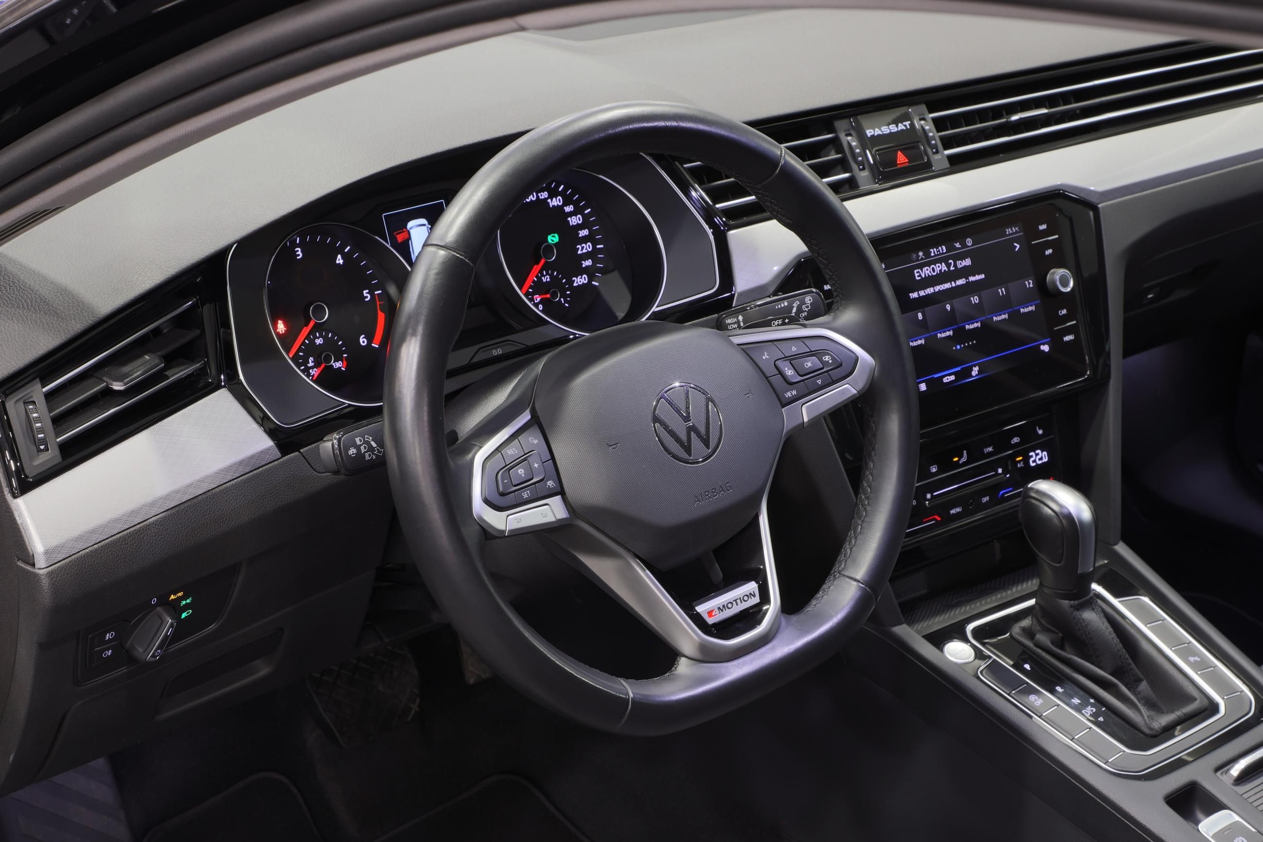 Volkswagen Passat Variant, 2.0 TDI 147kW 4x4 DSG / Záruka - fotka 6