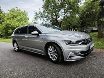 R-Line 2.0 BiTDI 176 kW DSG 4M