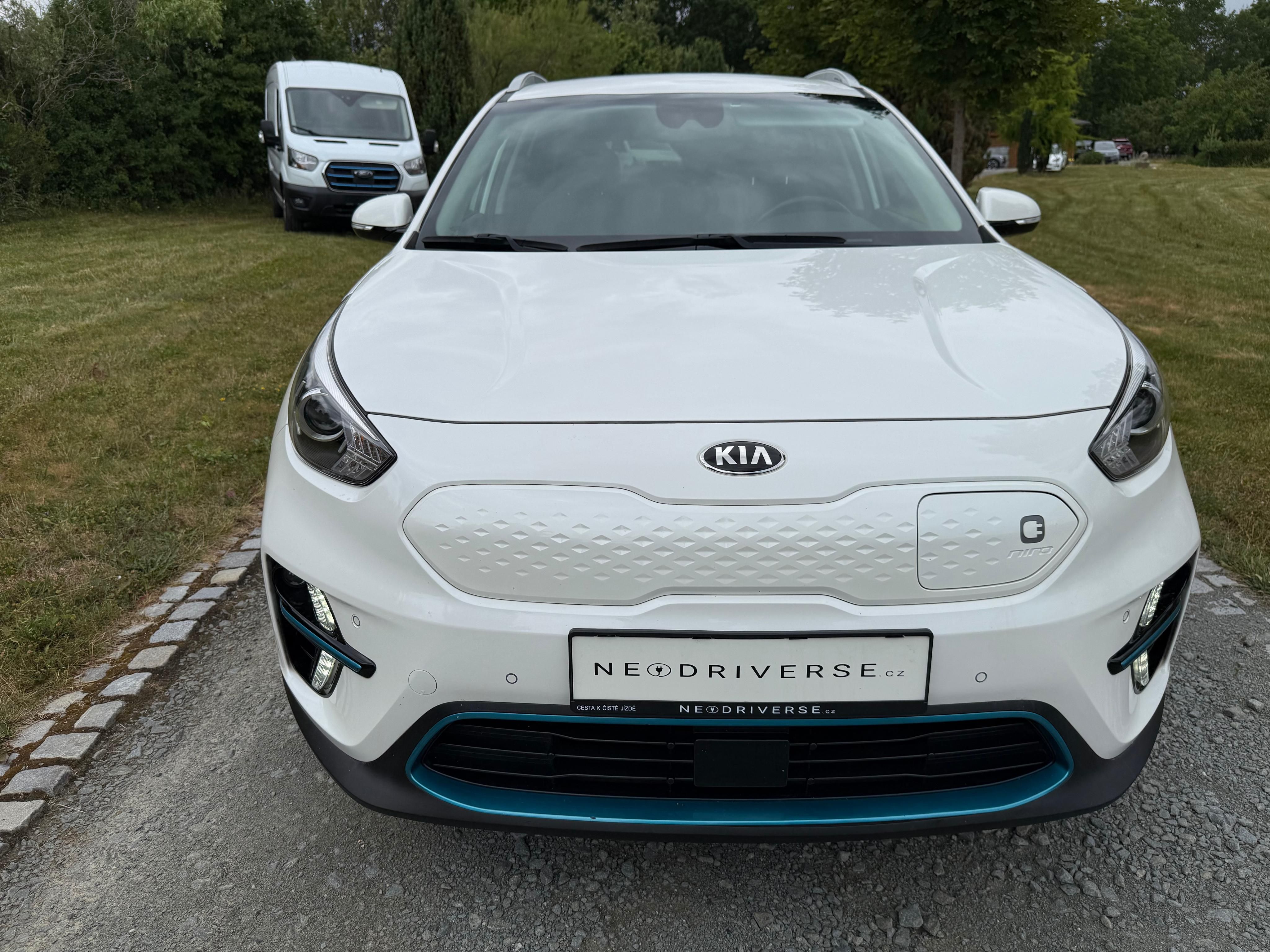Kia Niro, Elektro 150 kW  SoH 100% - fotka 5