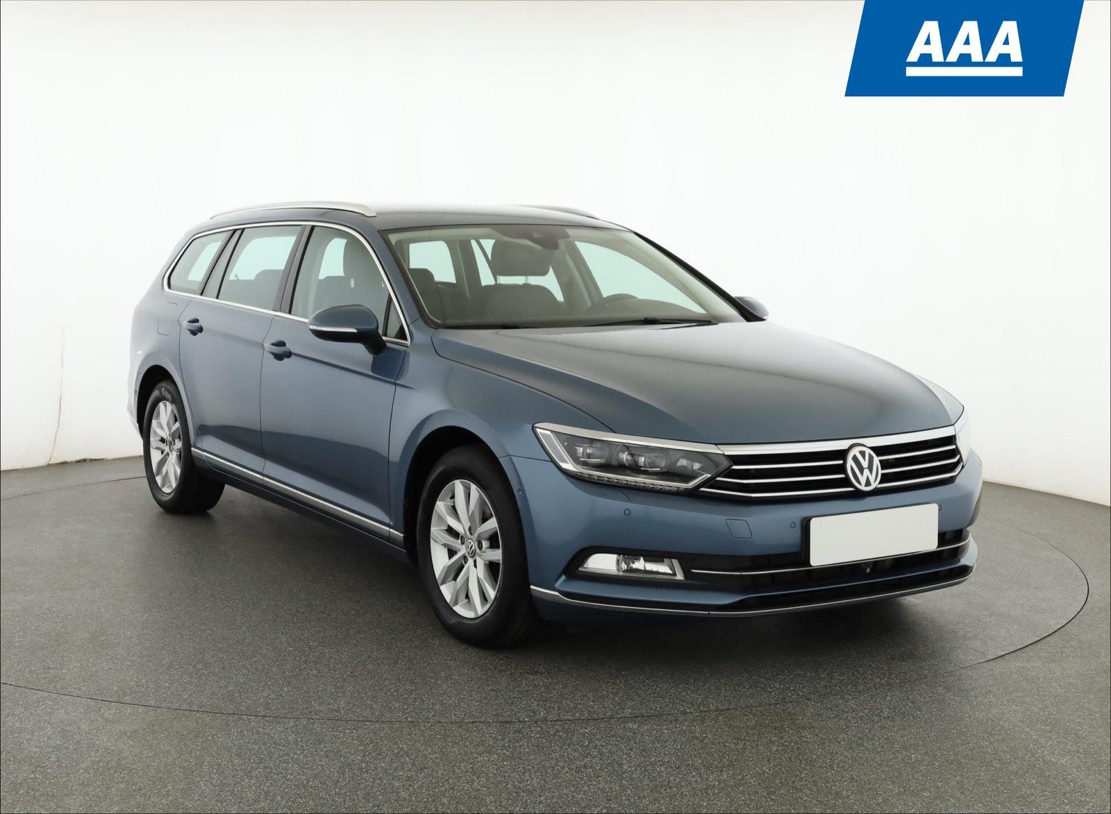 Volkswagen Passat, 2.0 TDI, Highline, Navi