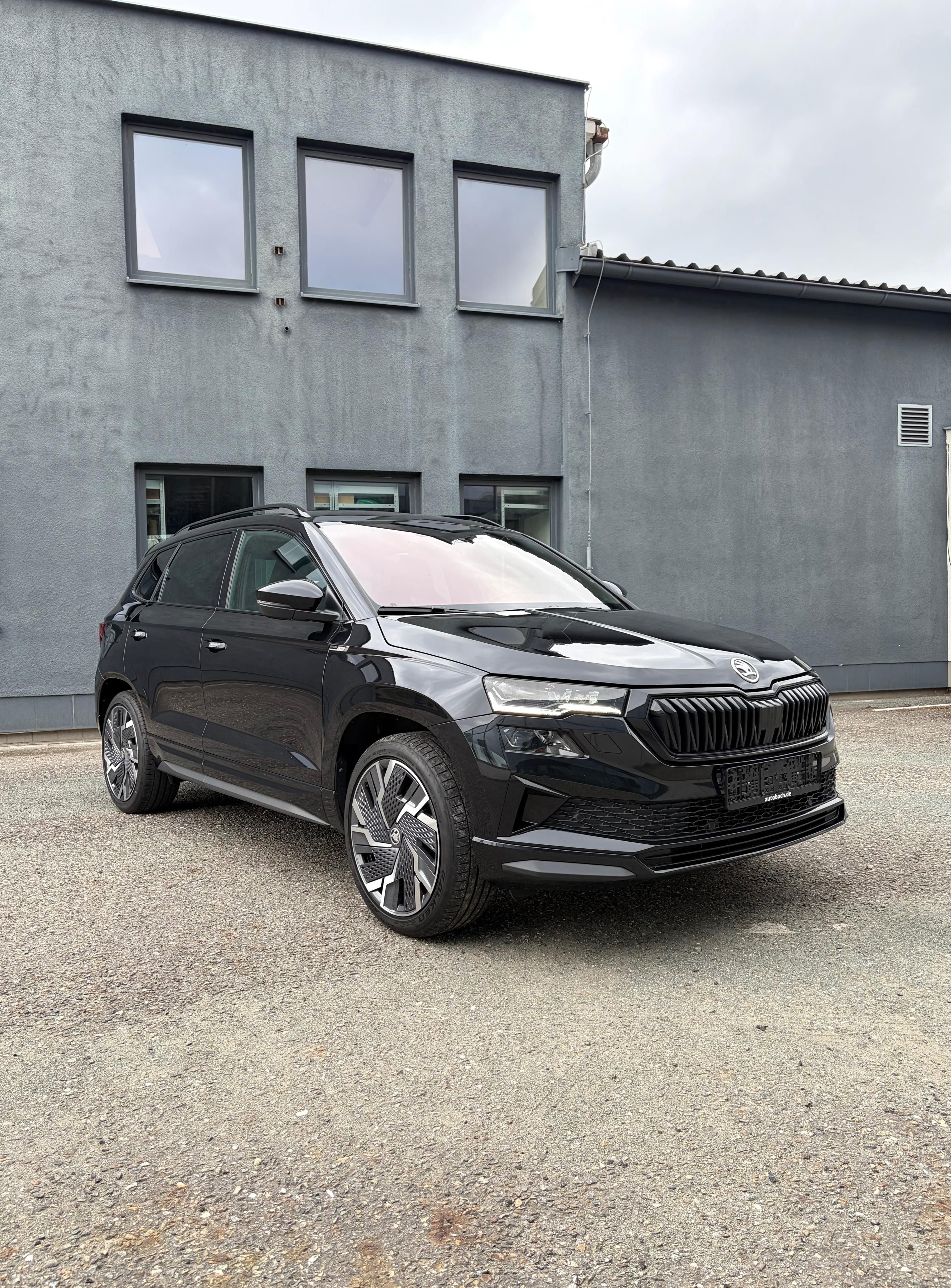 Škoda Karoq, 2.0TSI 140kw 4x4 DSG SPORTLINE - fotka 5